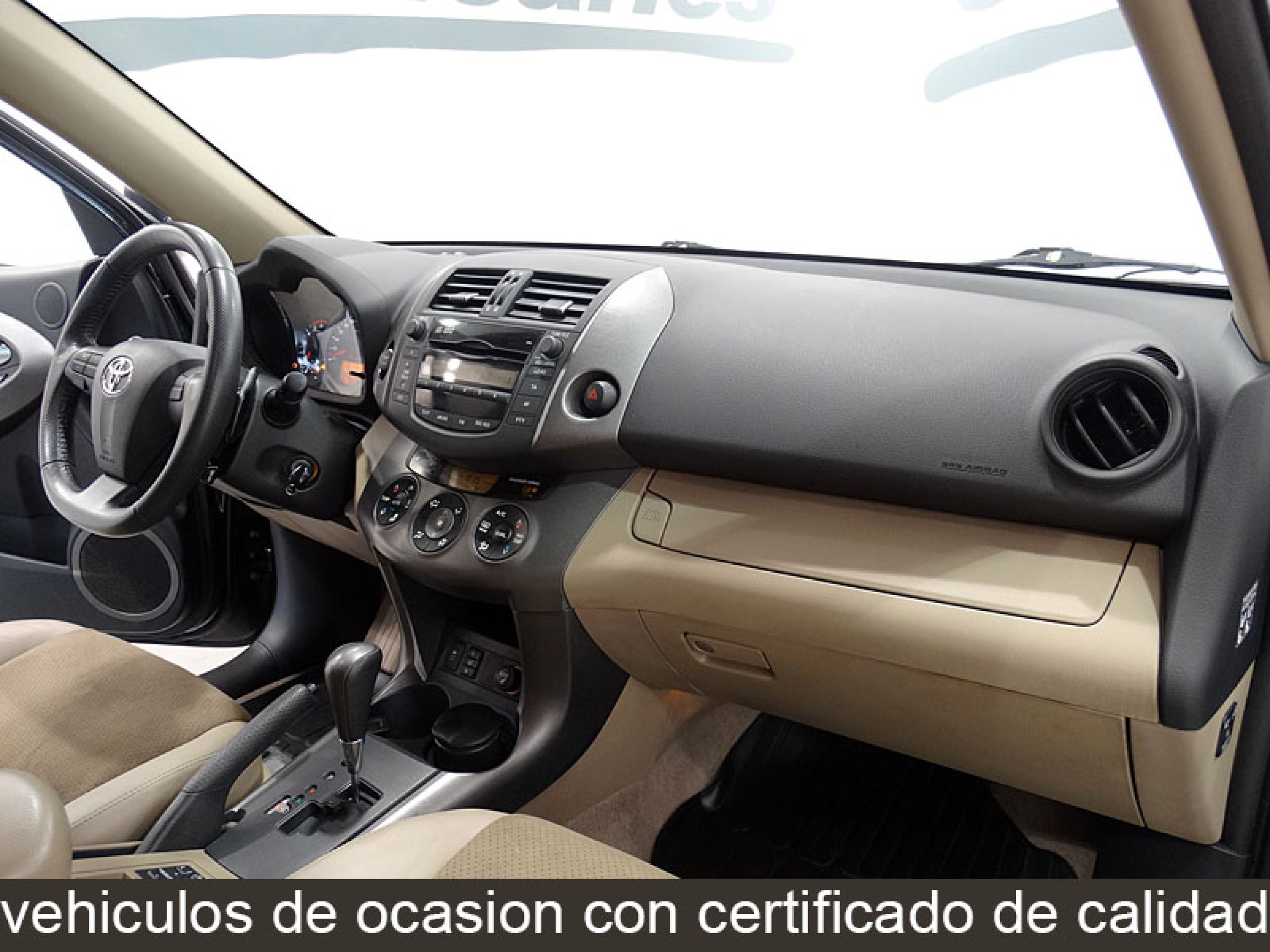Foto Toyota RAV-4 25