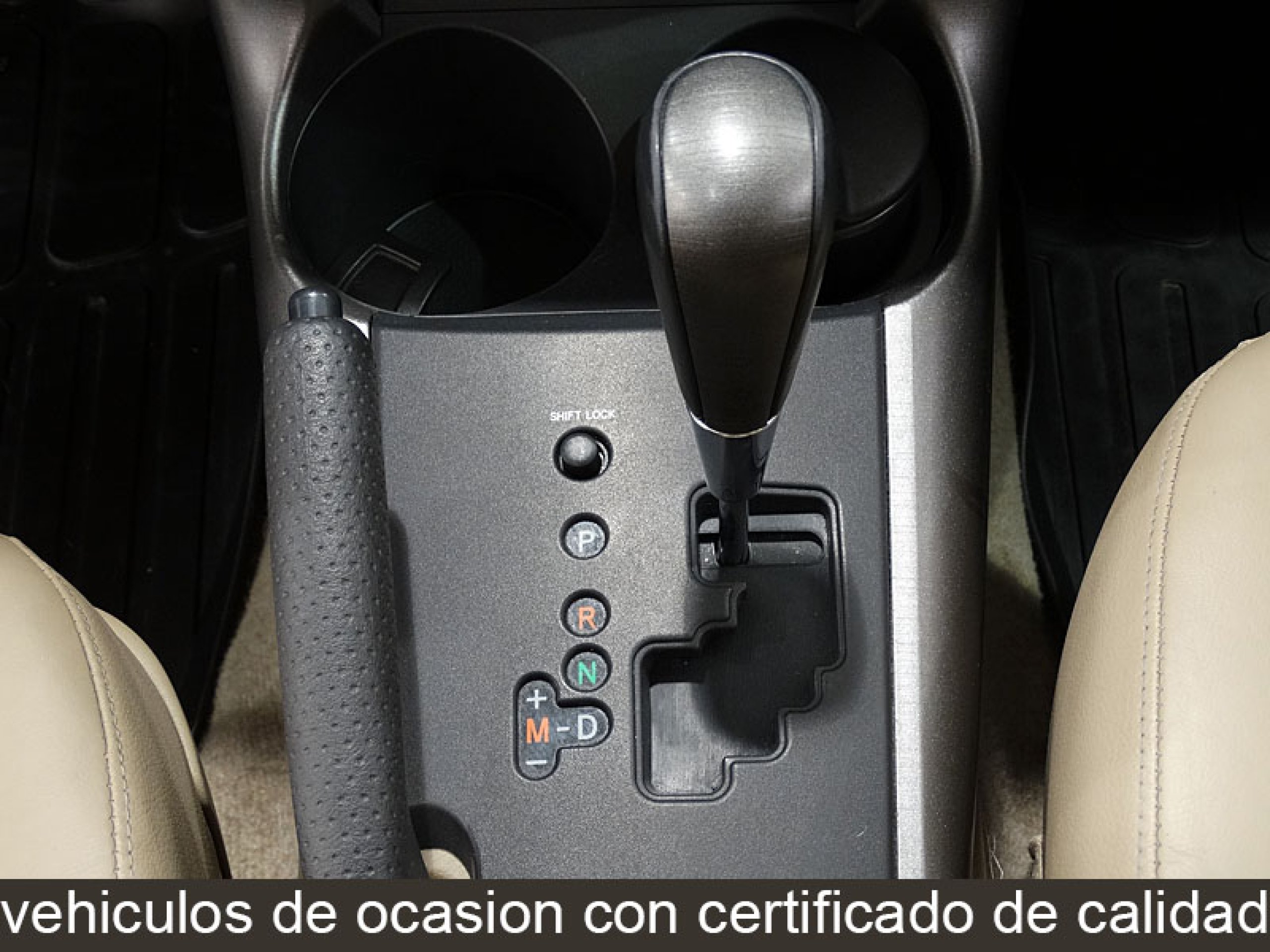 Foto Toyota RAV-4 30
