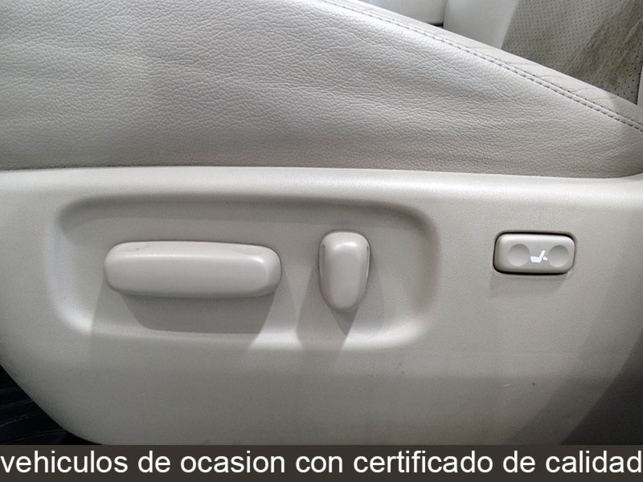 Foto Toyota RAV-4 35