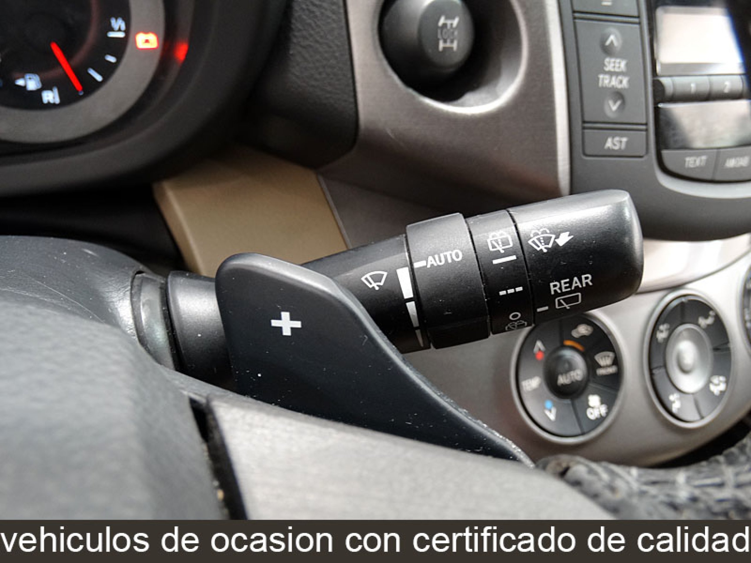Foto Toyota RAV-4 38