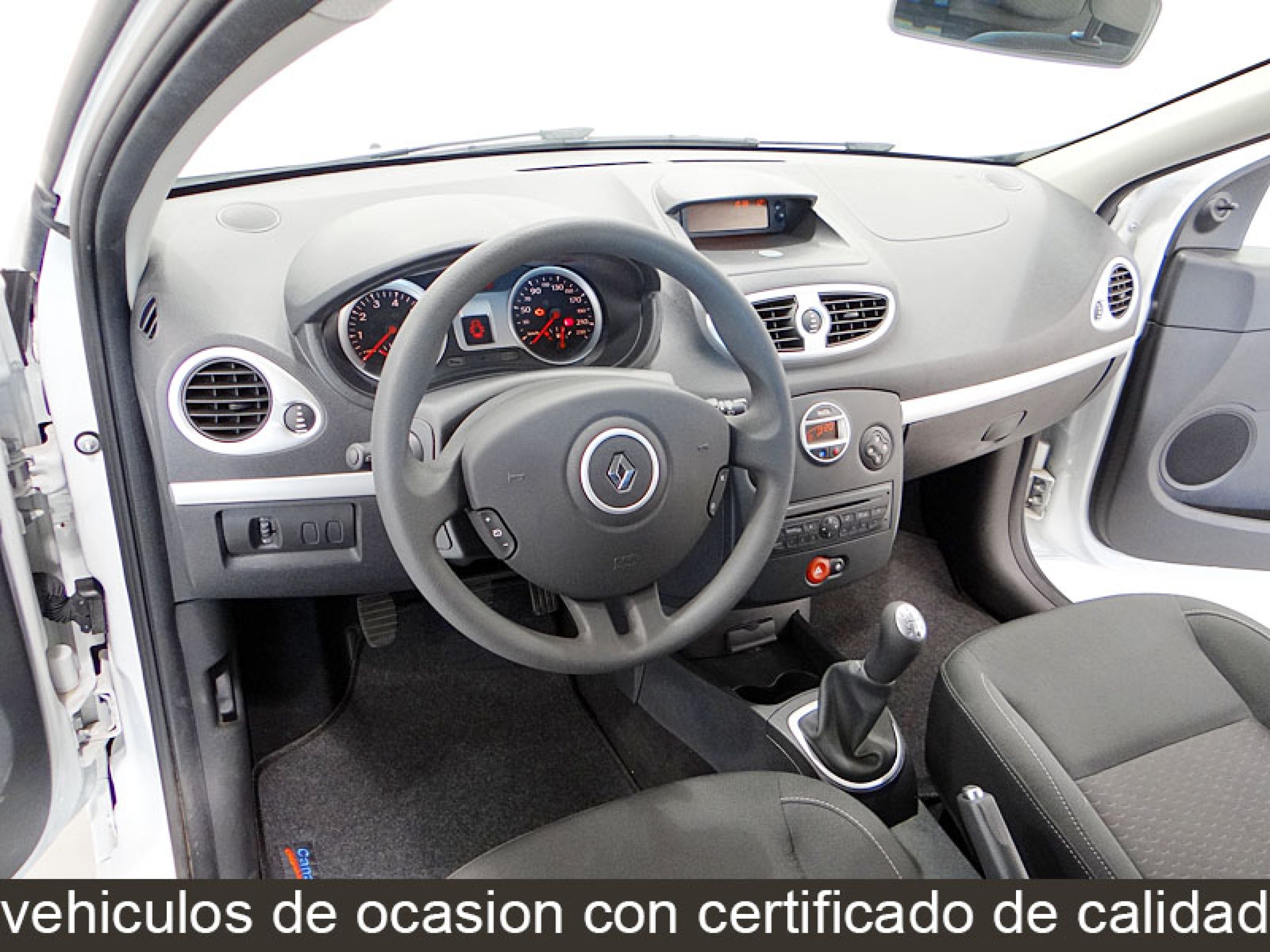 Foto Renault Clio 26