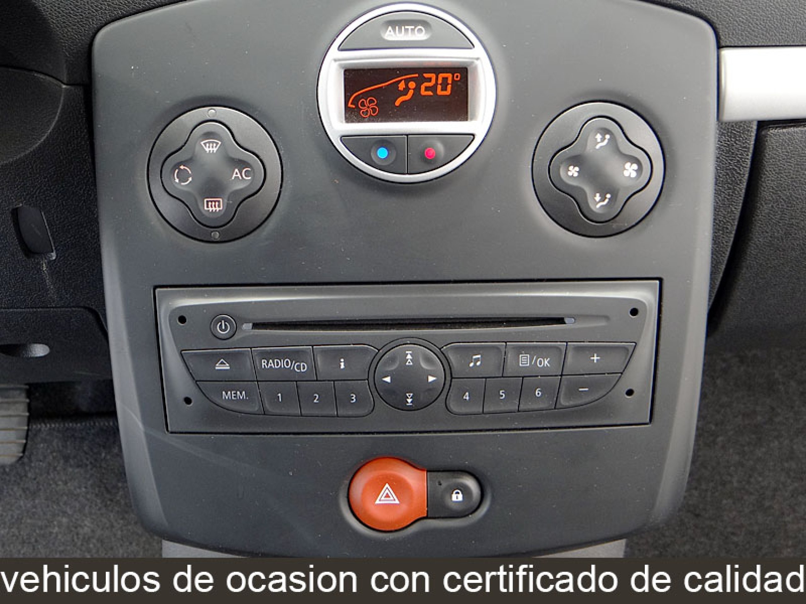 Foto Renault Clio 33