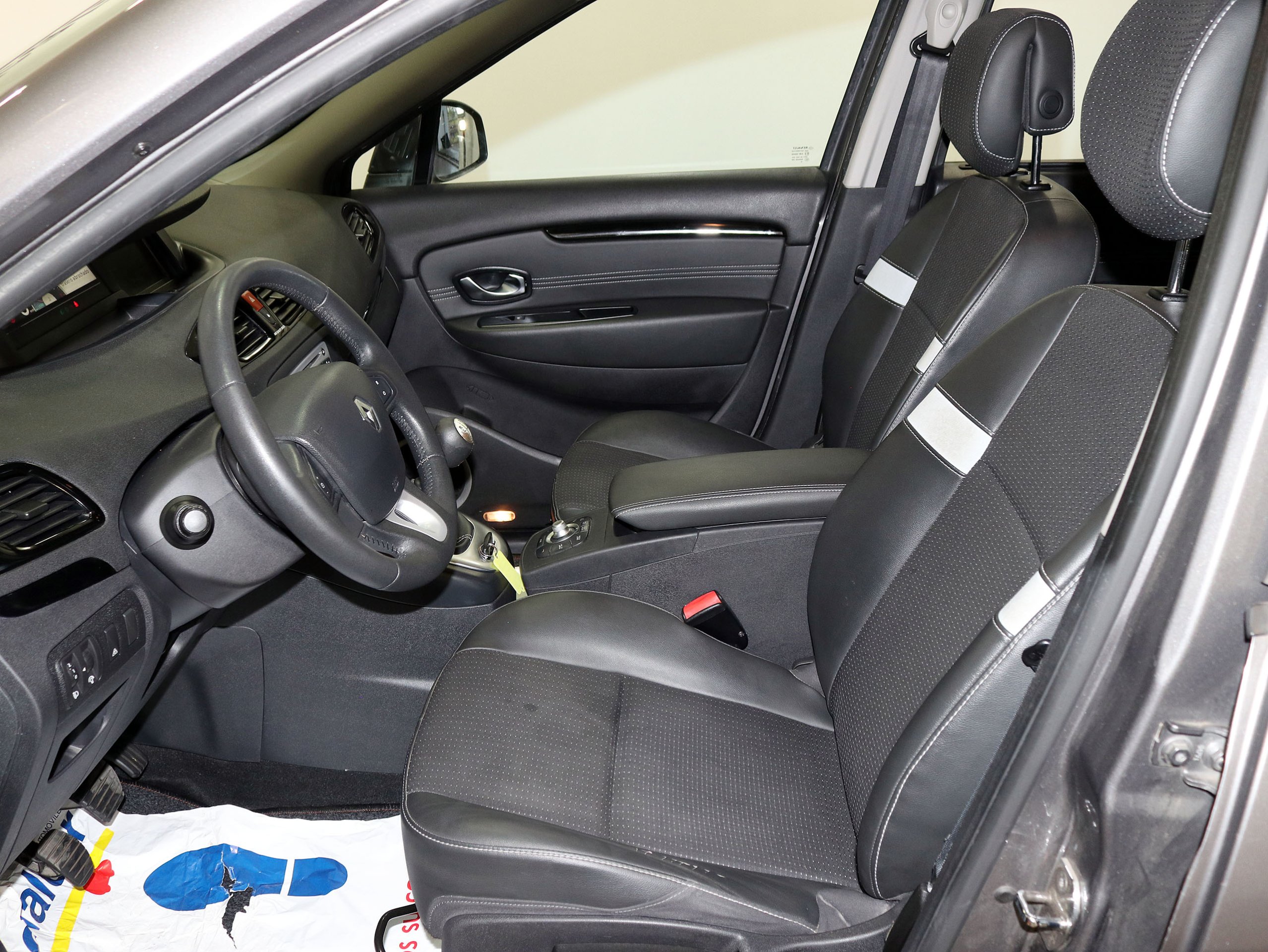 Foto Renault Scenic 10