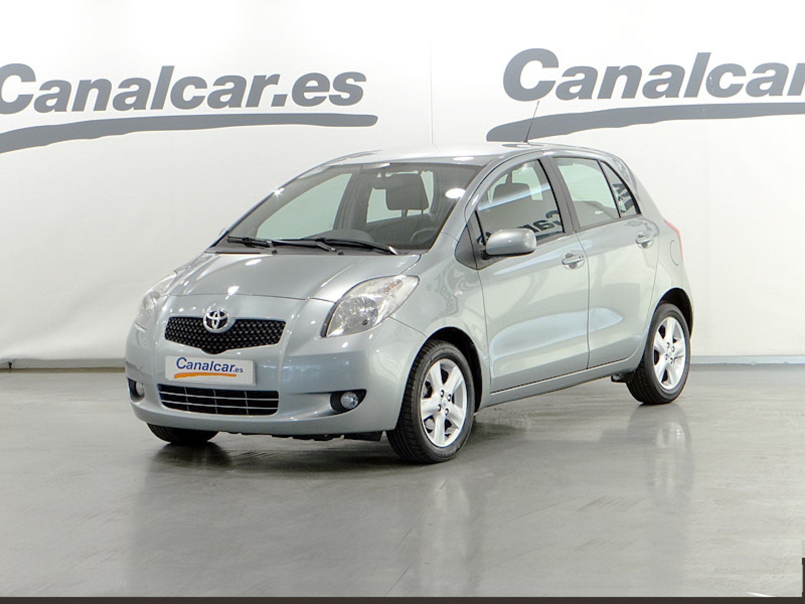 Foto Toyota Yaris 1