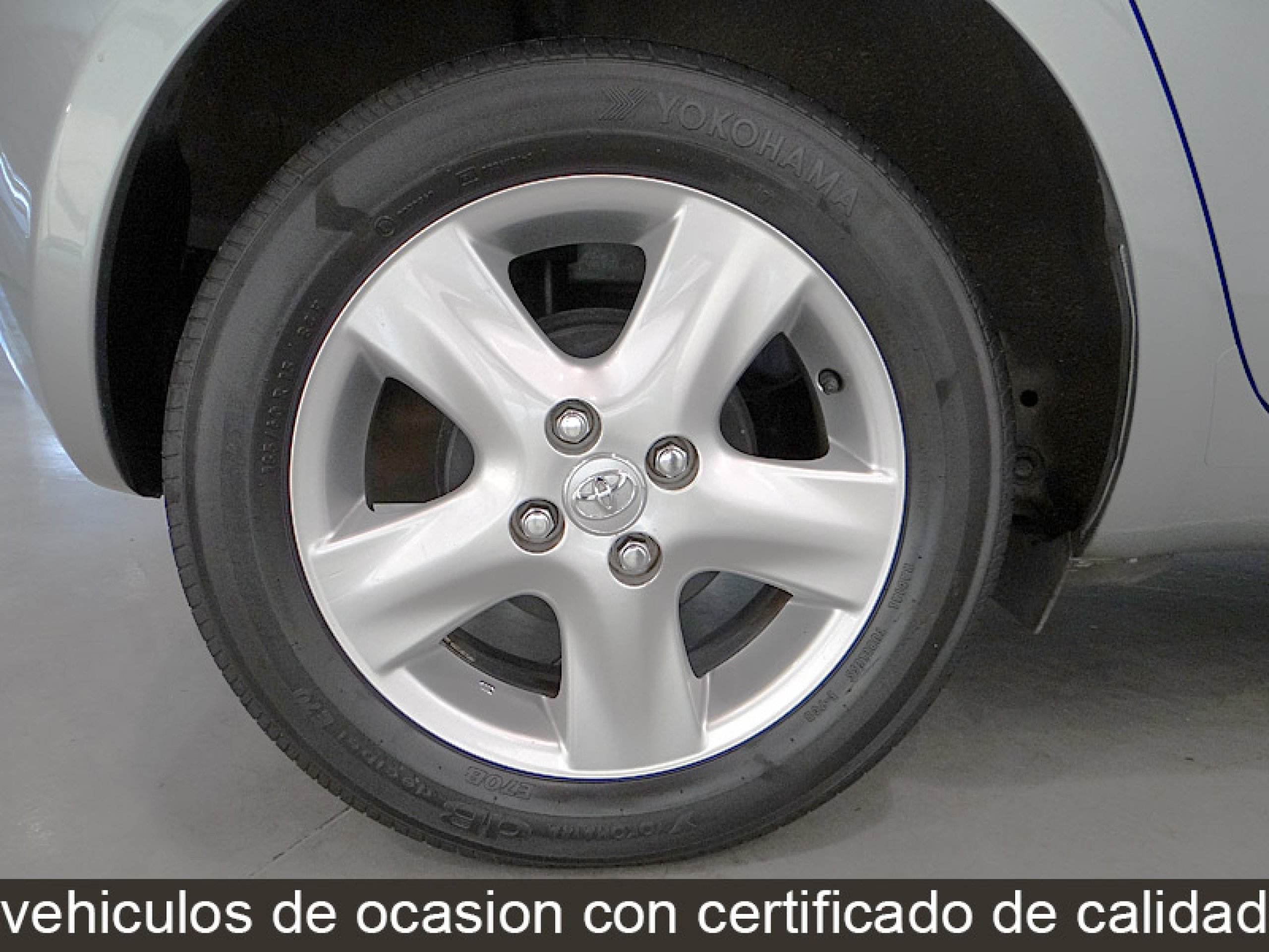 Foto Toyota Yaris 9