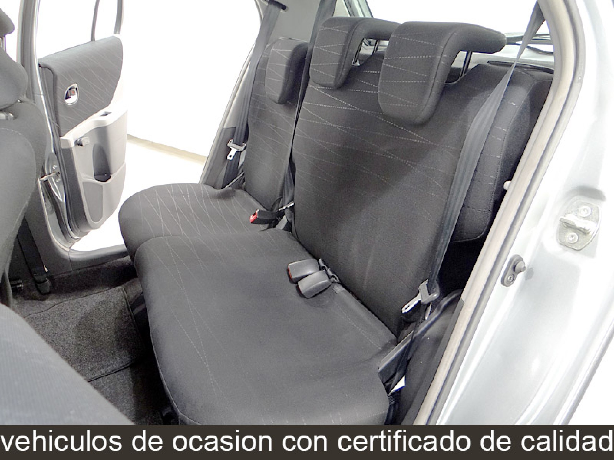 Foto Toyota Yaris 12