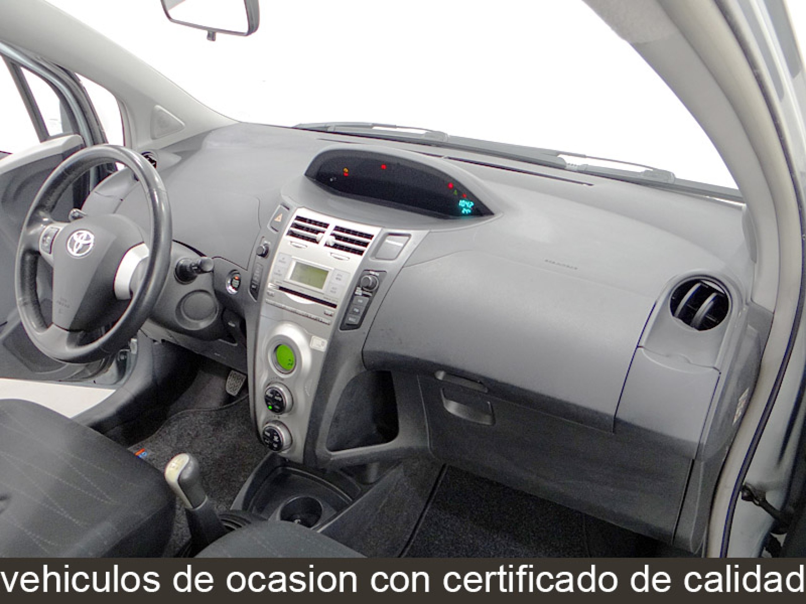 Foto Toyota Yaris 14