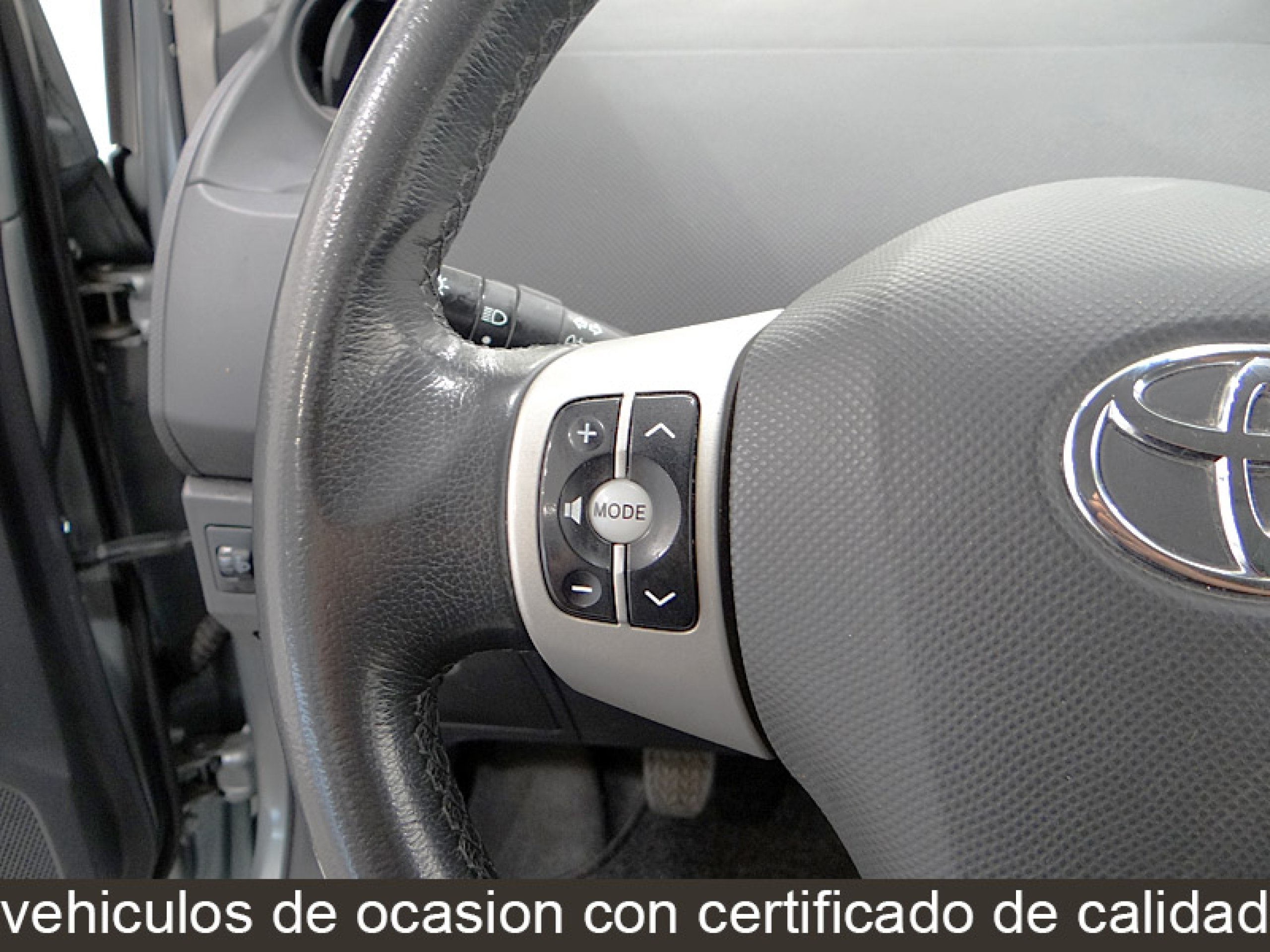 Foto Toyota Yaris 17