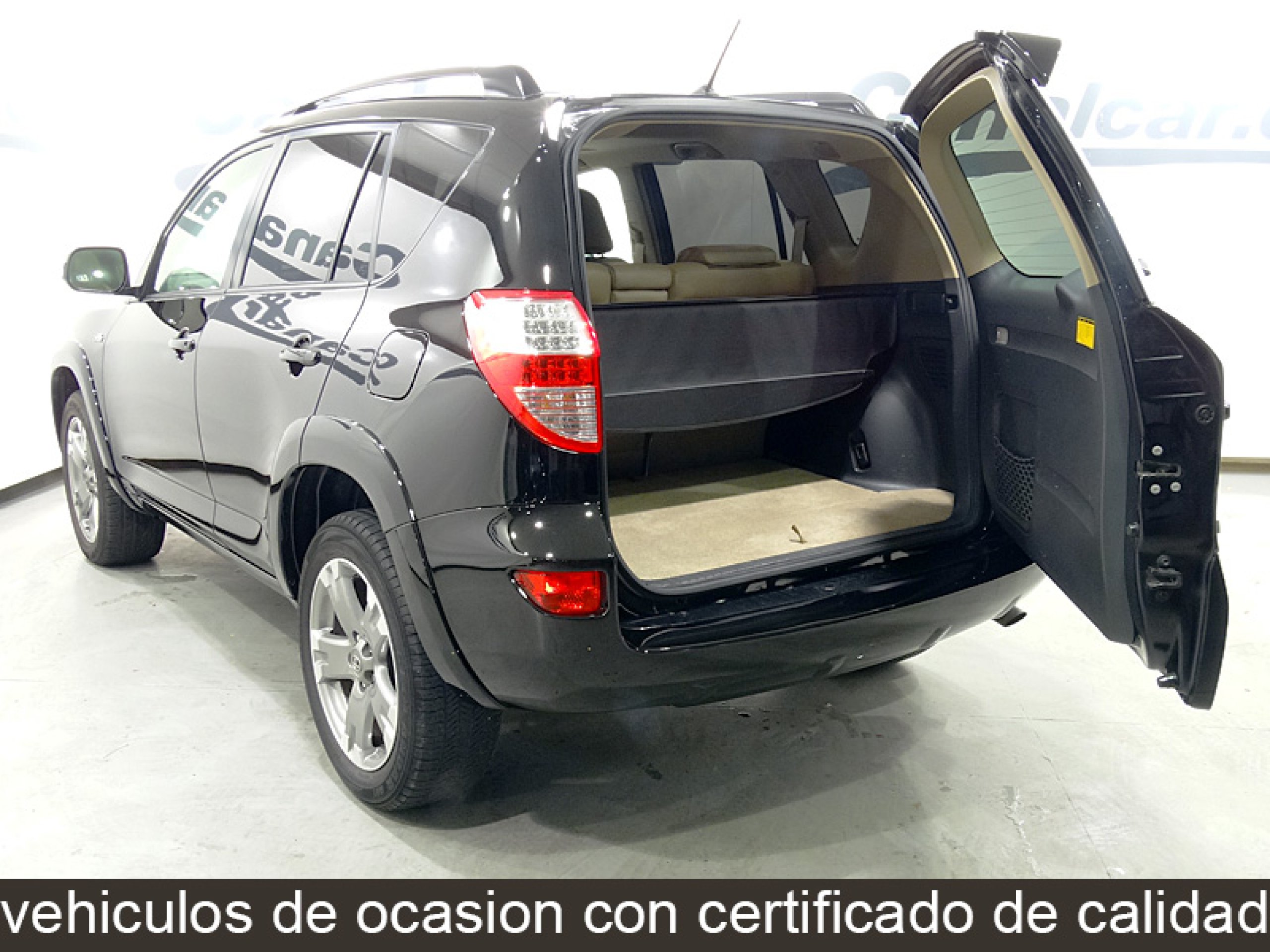 Foto Toyota RAV-4 8