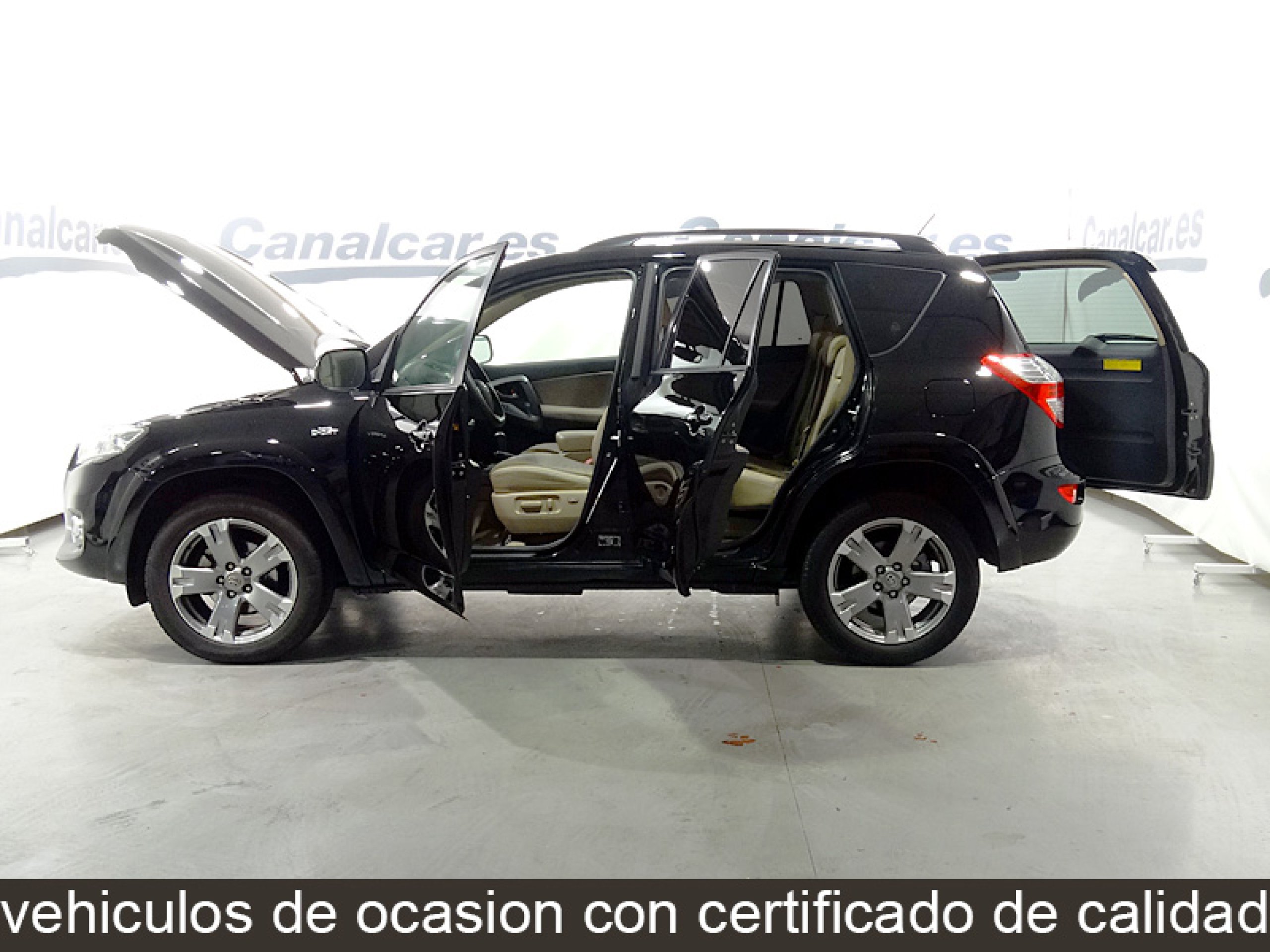 Foto Toyota RAV-4 11