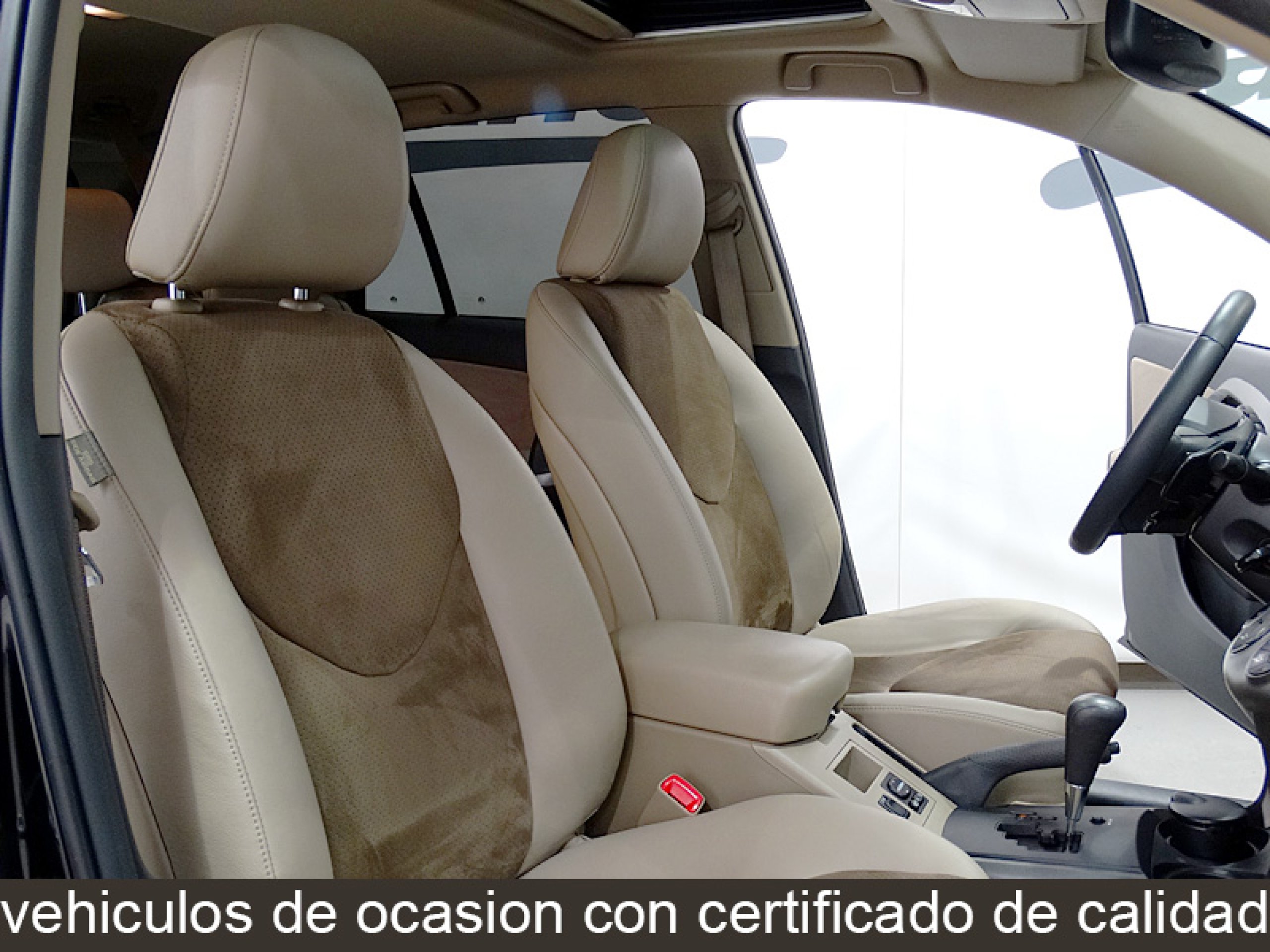 Foto Toyota RAV-4 21