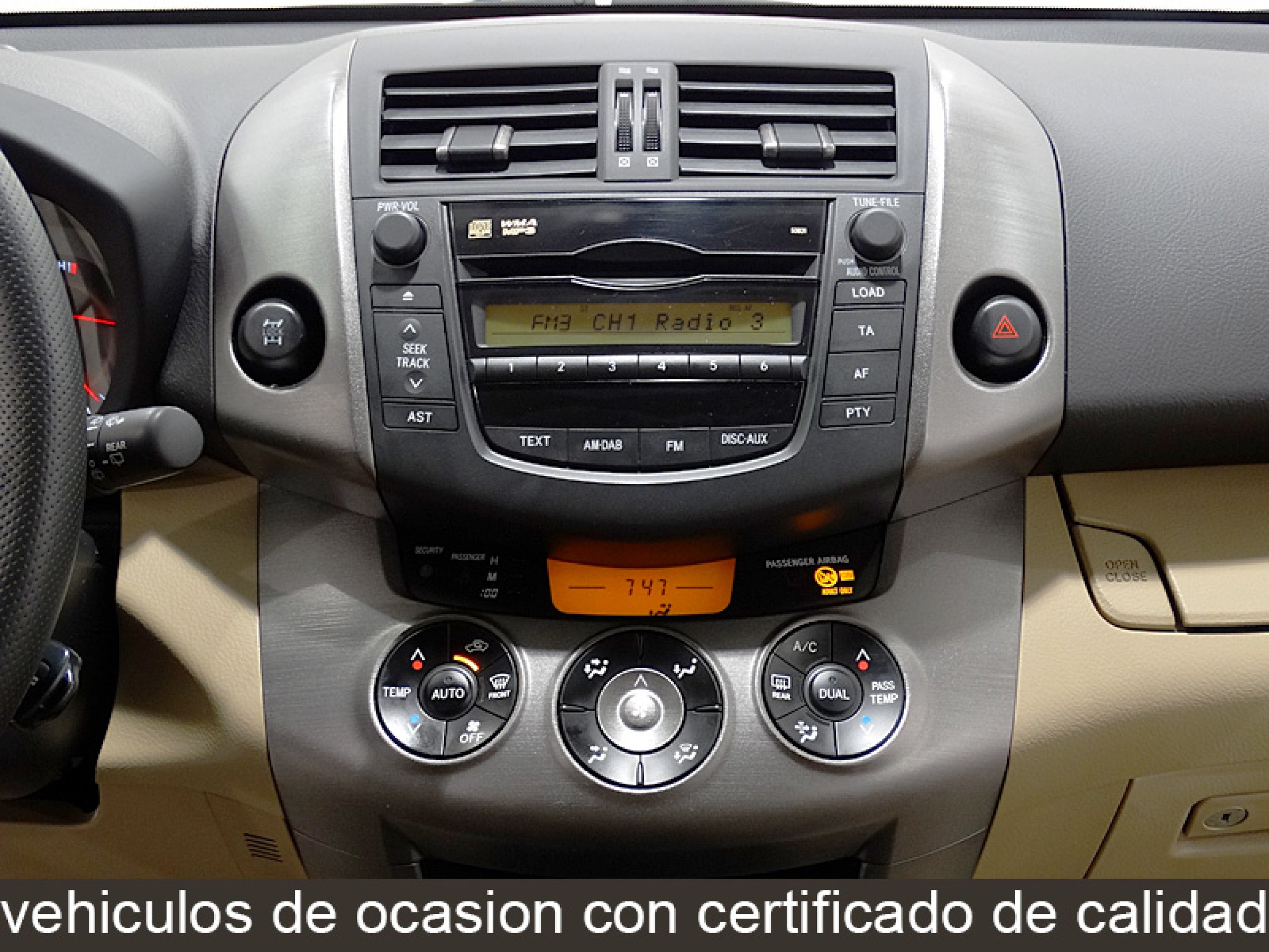 Foto Toyota RAV-4 30
