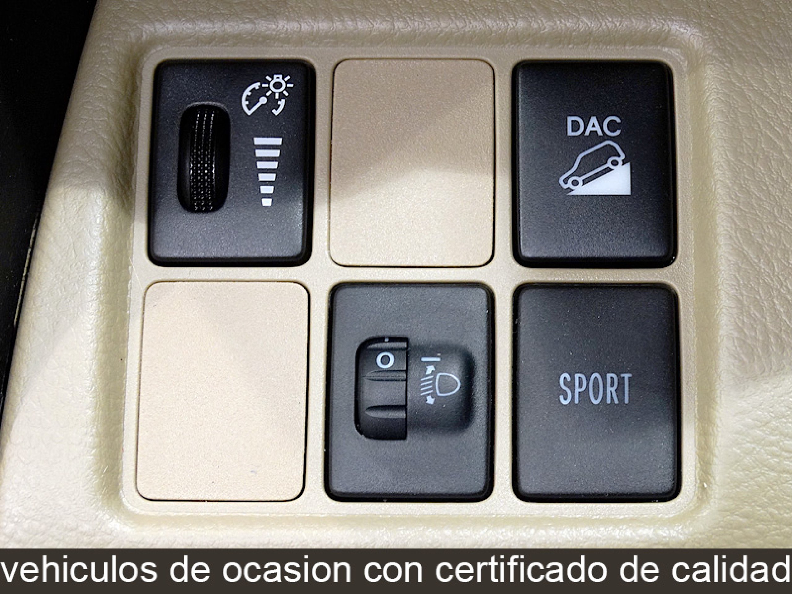 Foto Toyota RAV-4 38