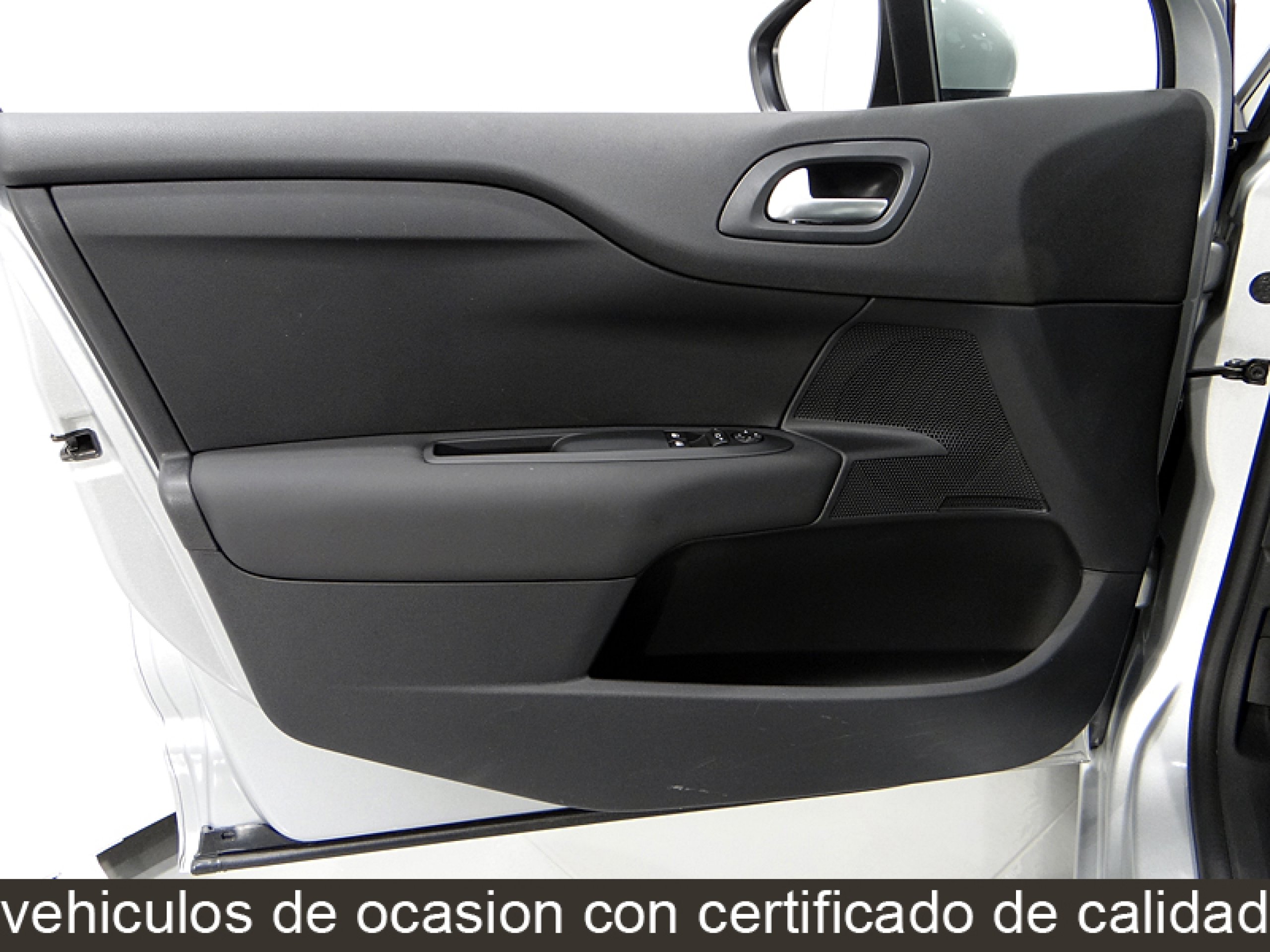 Foto Citroen C4 24