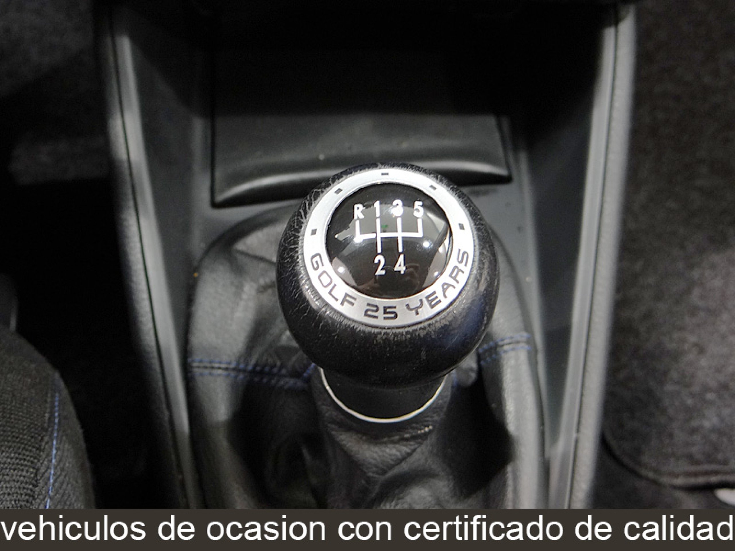 Foto Volkswagen Golf 32