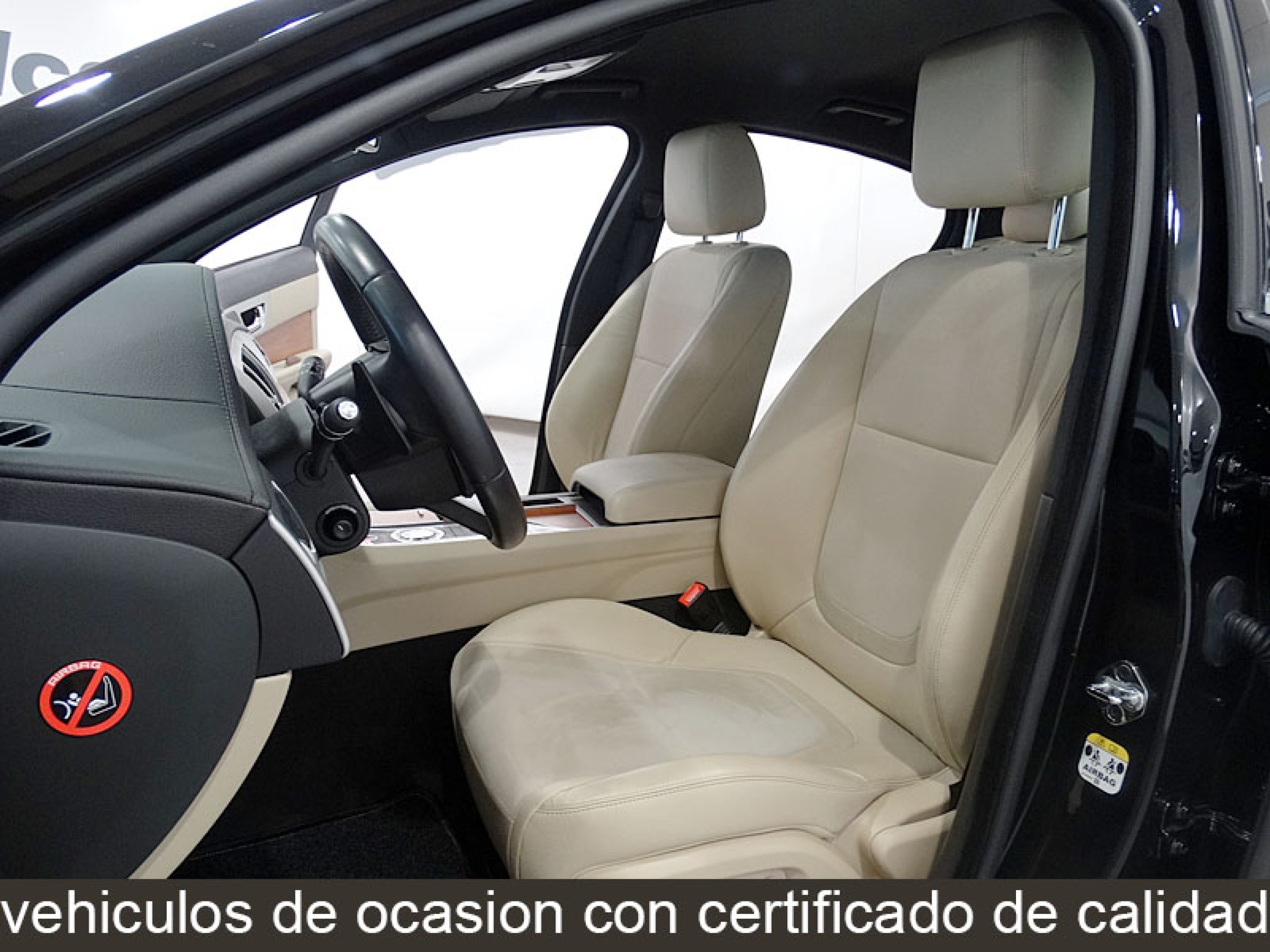 Foto Jaguar XF 17
