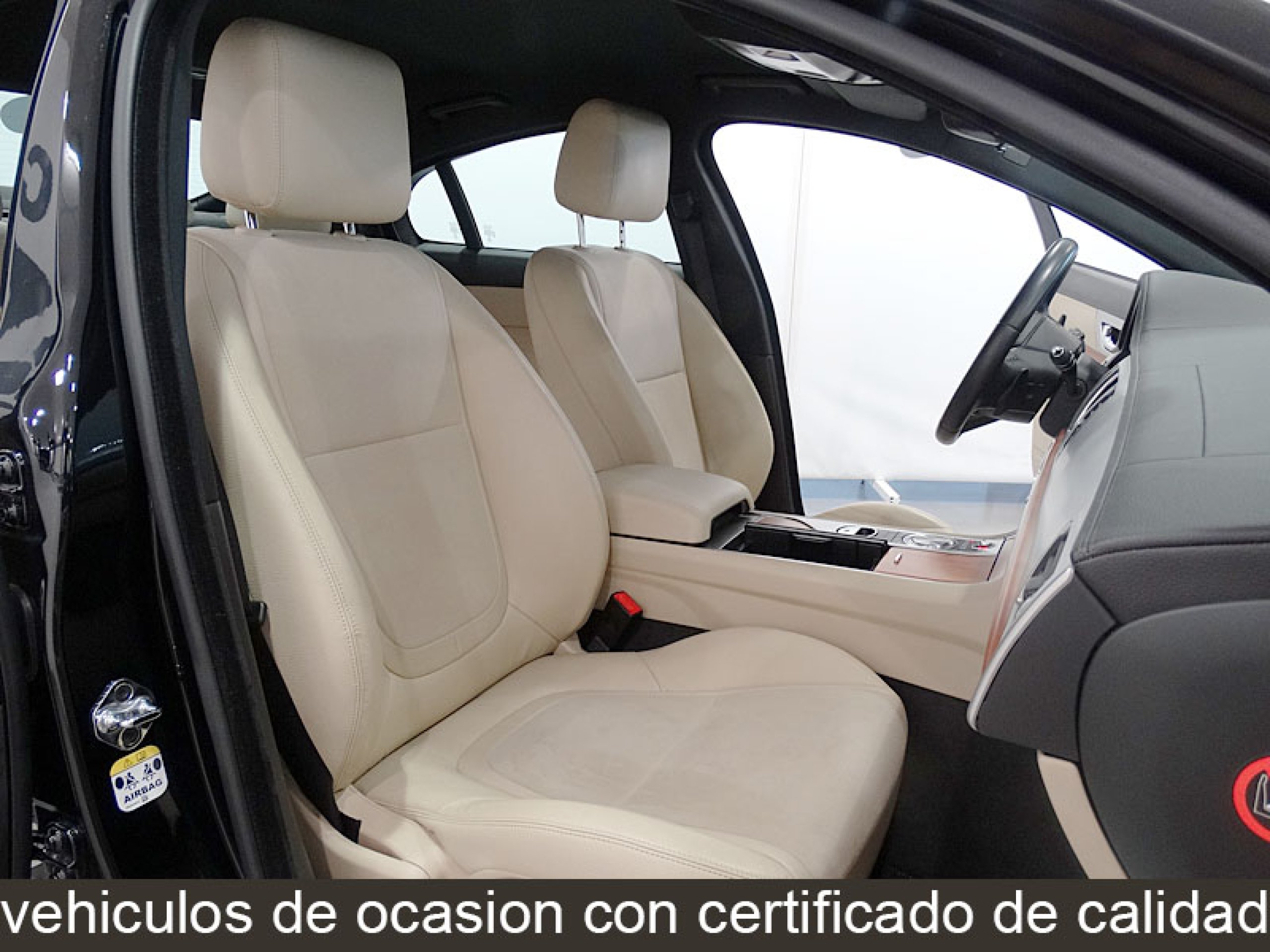 Foto Jaguar XF 18