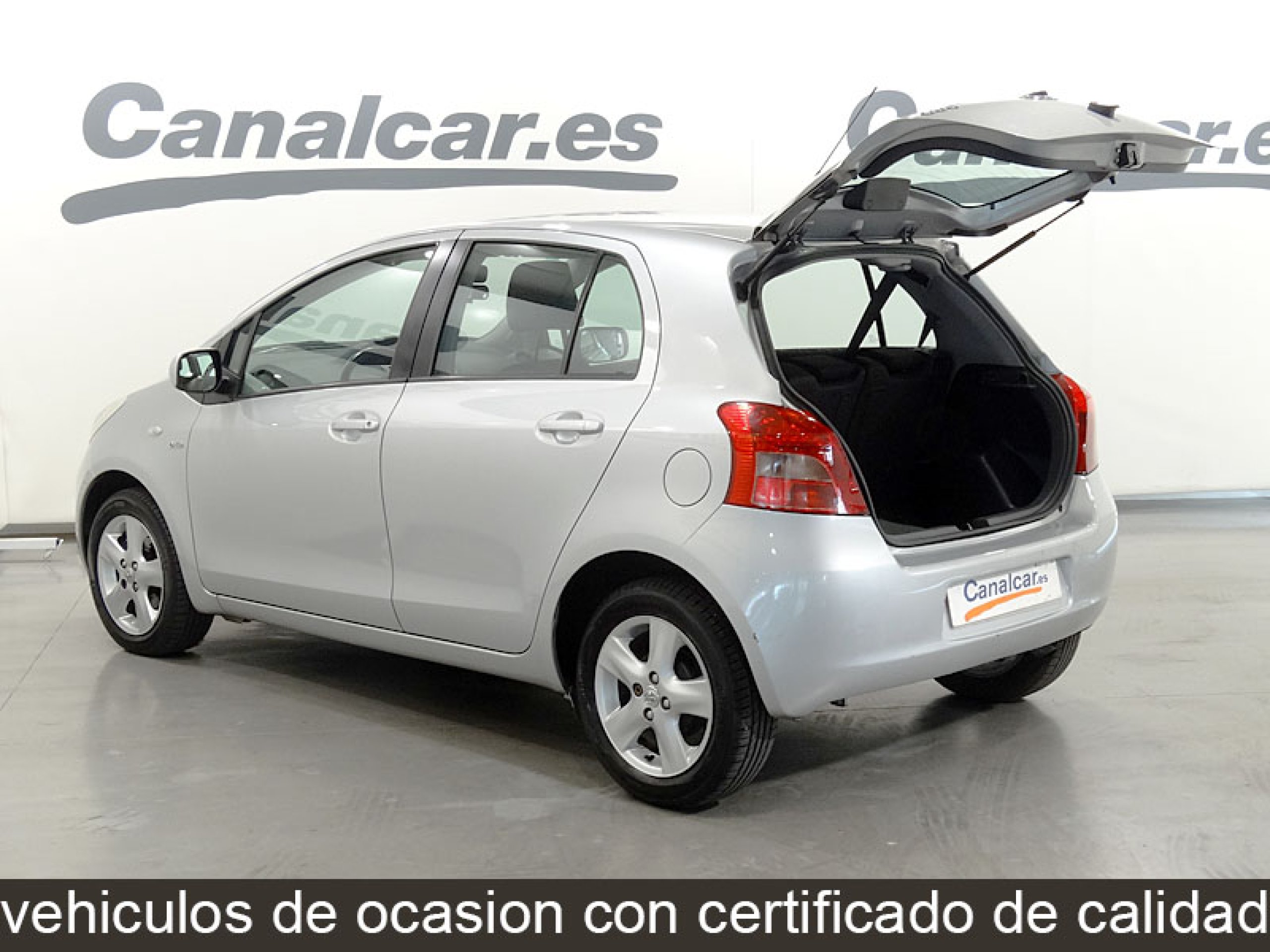 Foto Toyota Yaris 8