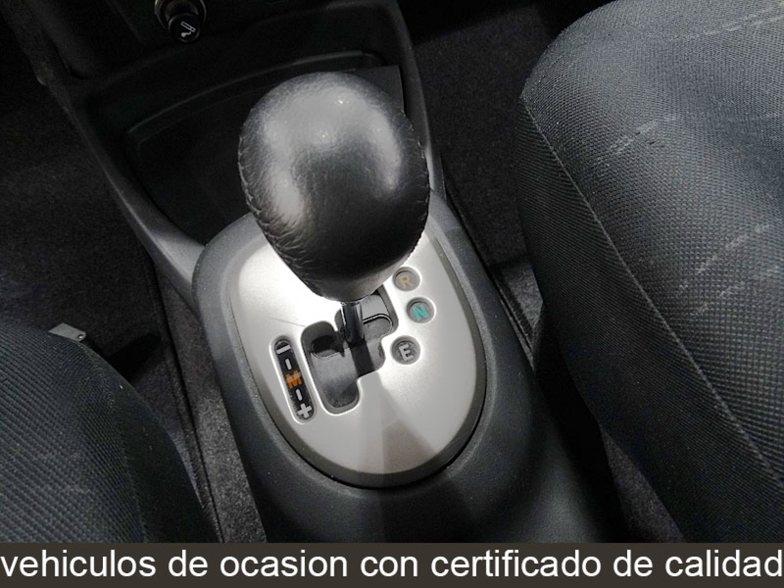 Foto Toyota Yaris 24