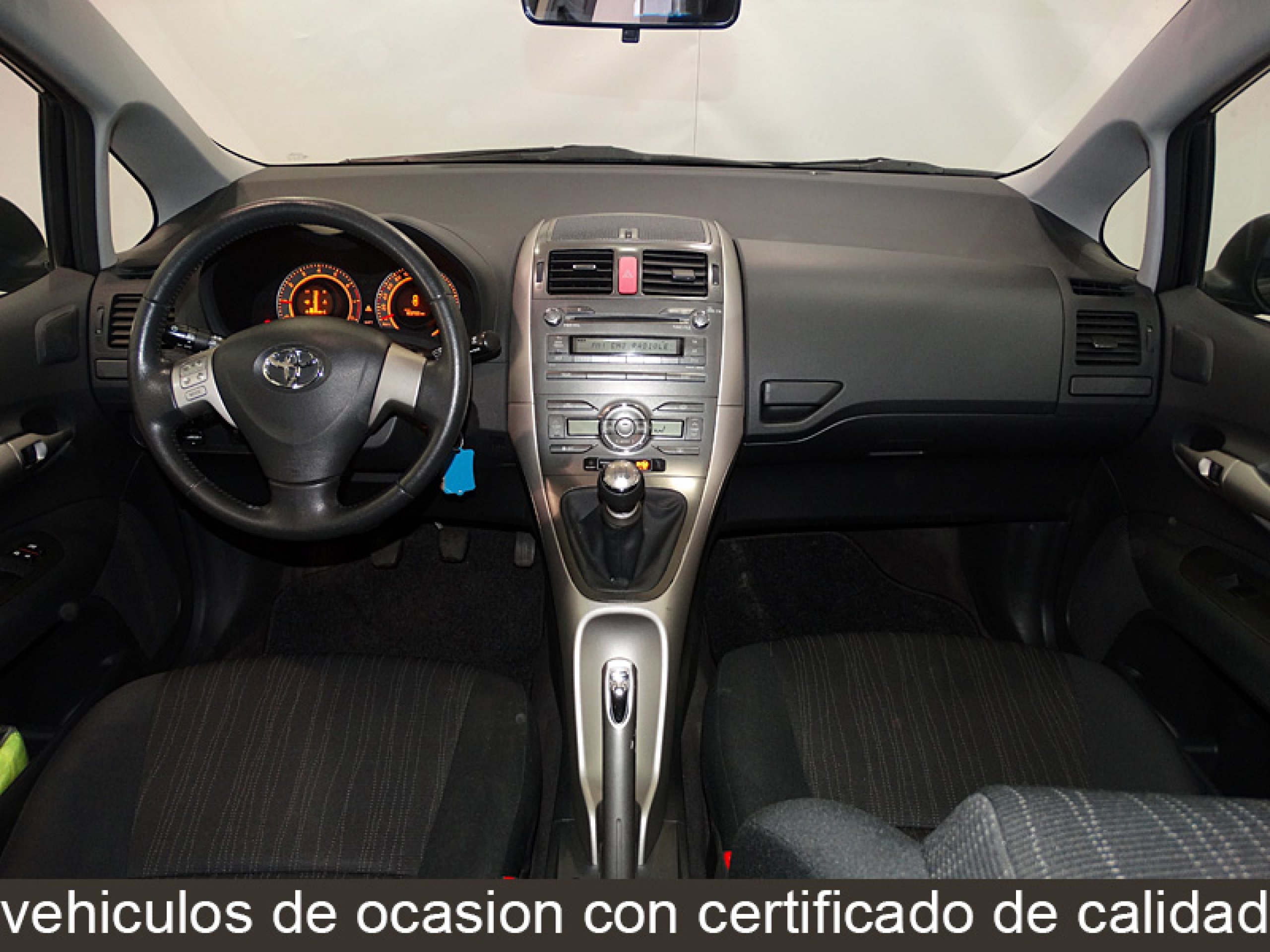 Foto Toyota Auris 16