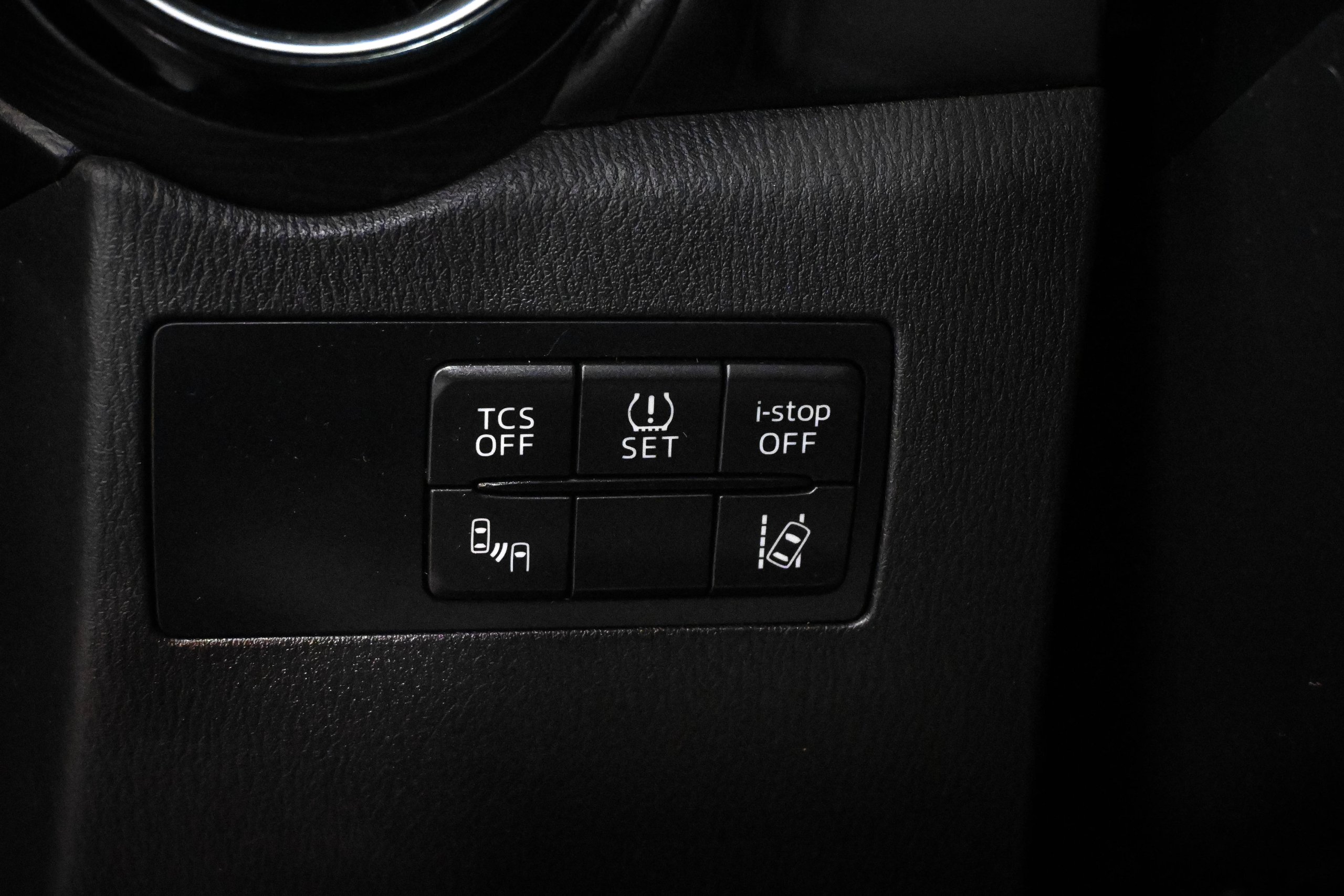 Foto Mazda CX-3 31