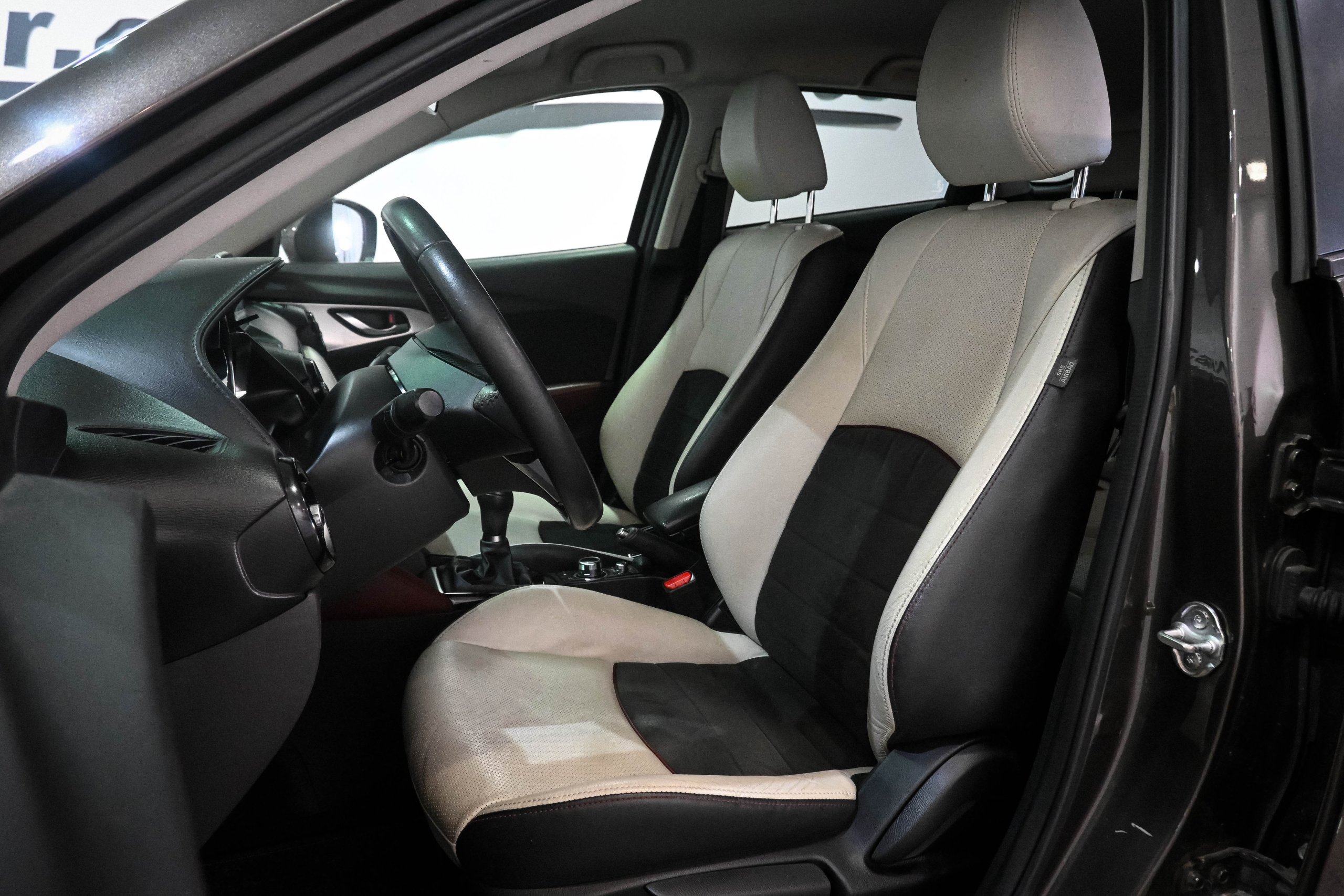 Foto Mazda CX-3 16