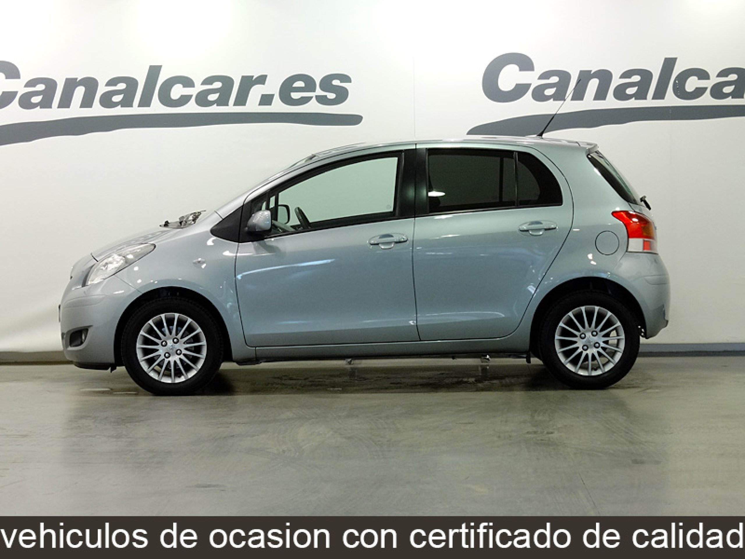 Foto Toyota Yaris 9