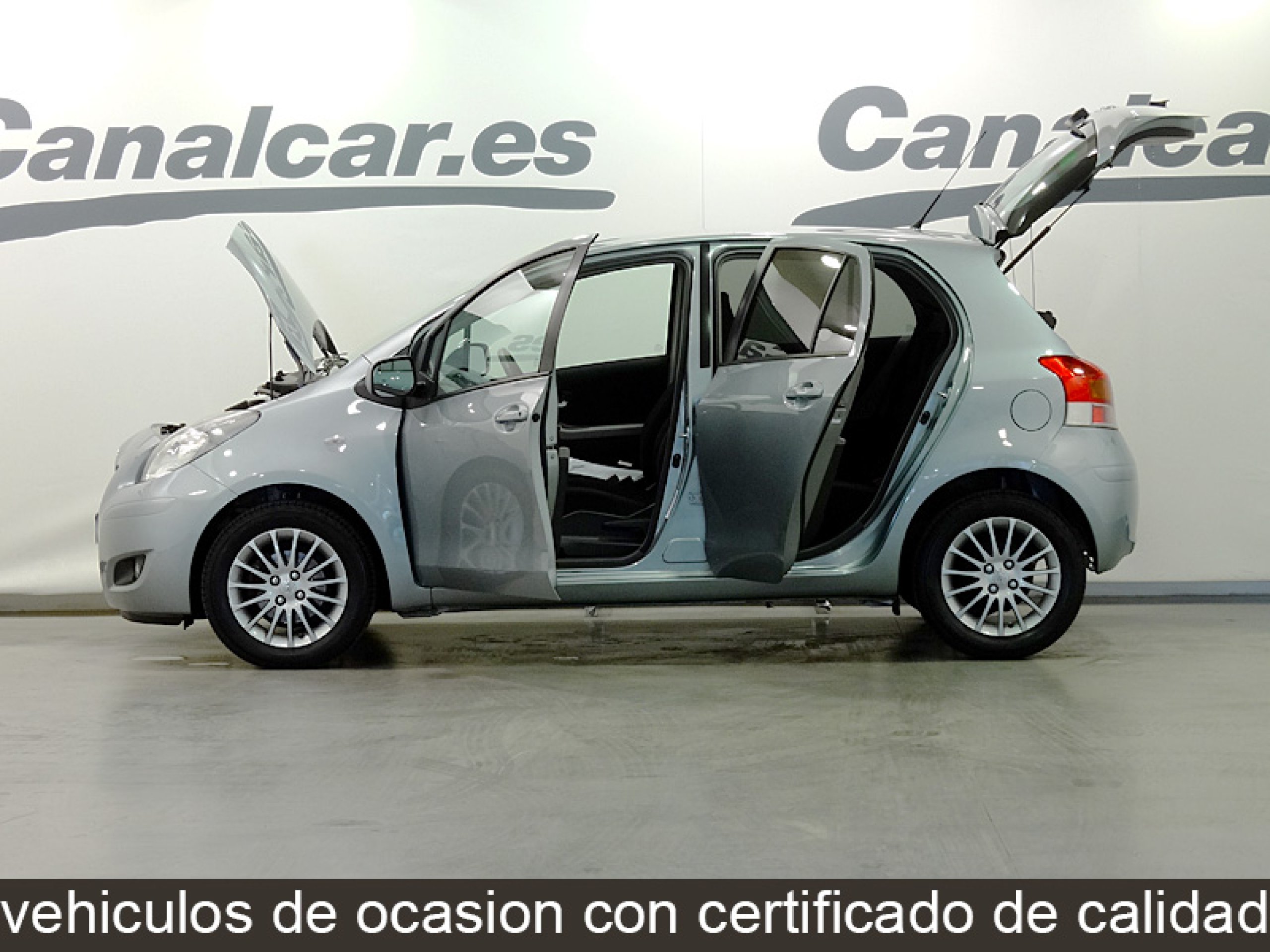 Foto Toyota Yaris 10