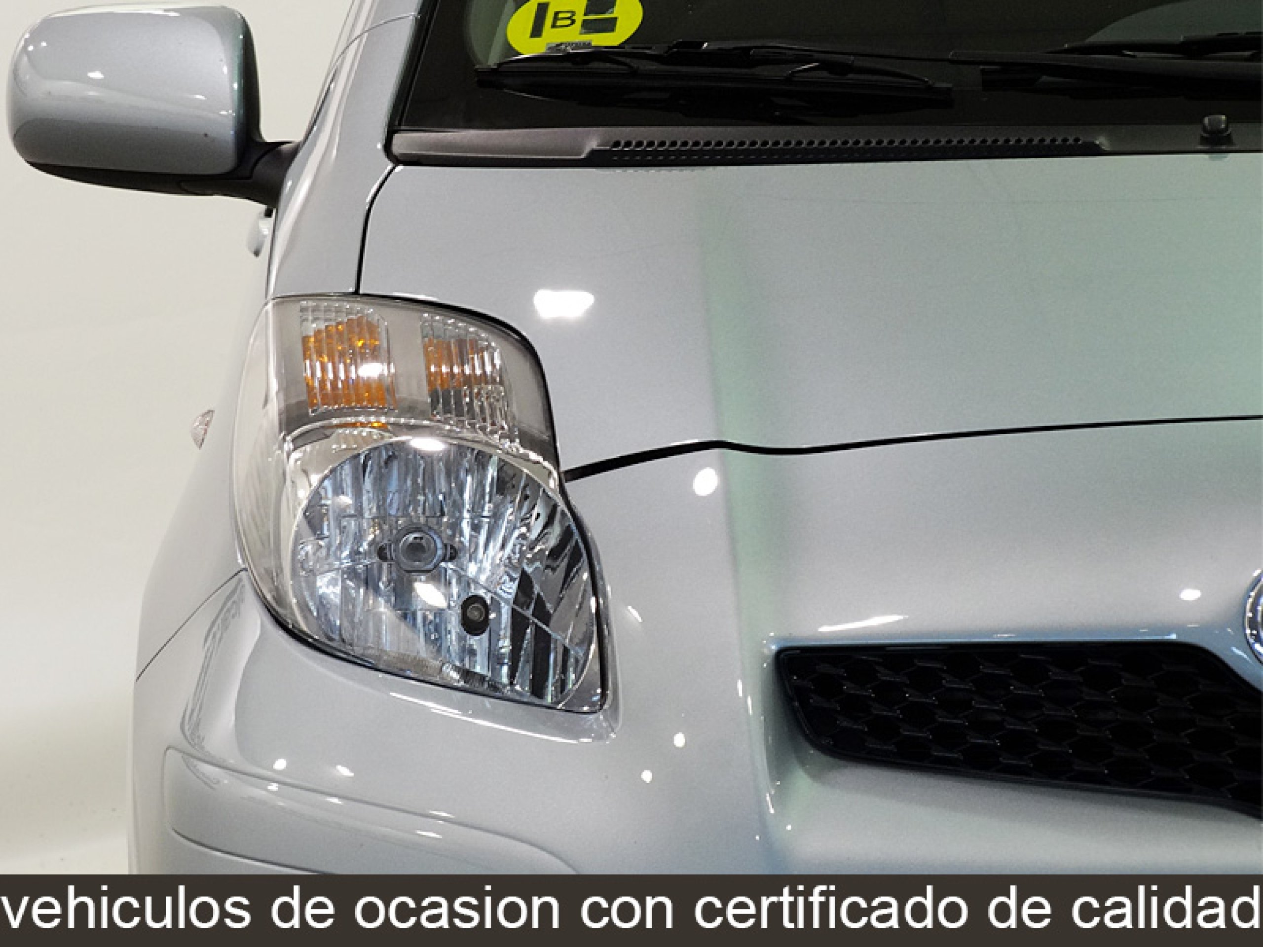 Foto Toyota Yaris 11