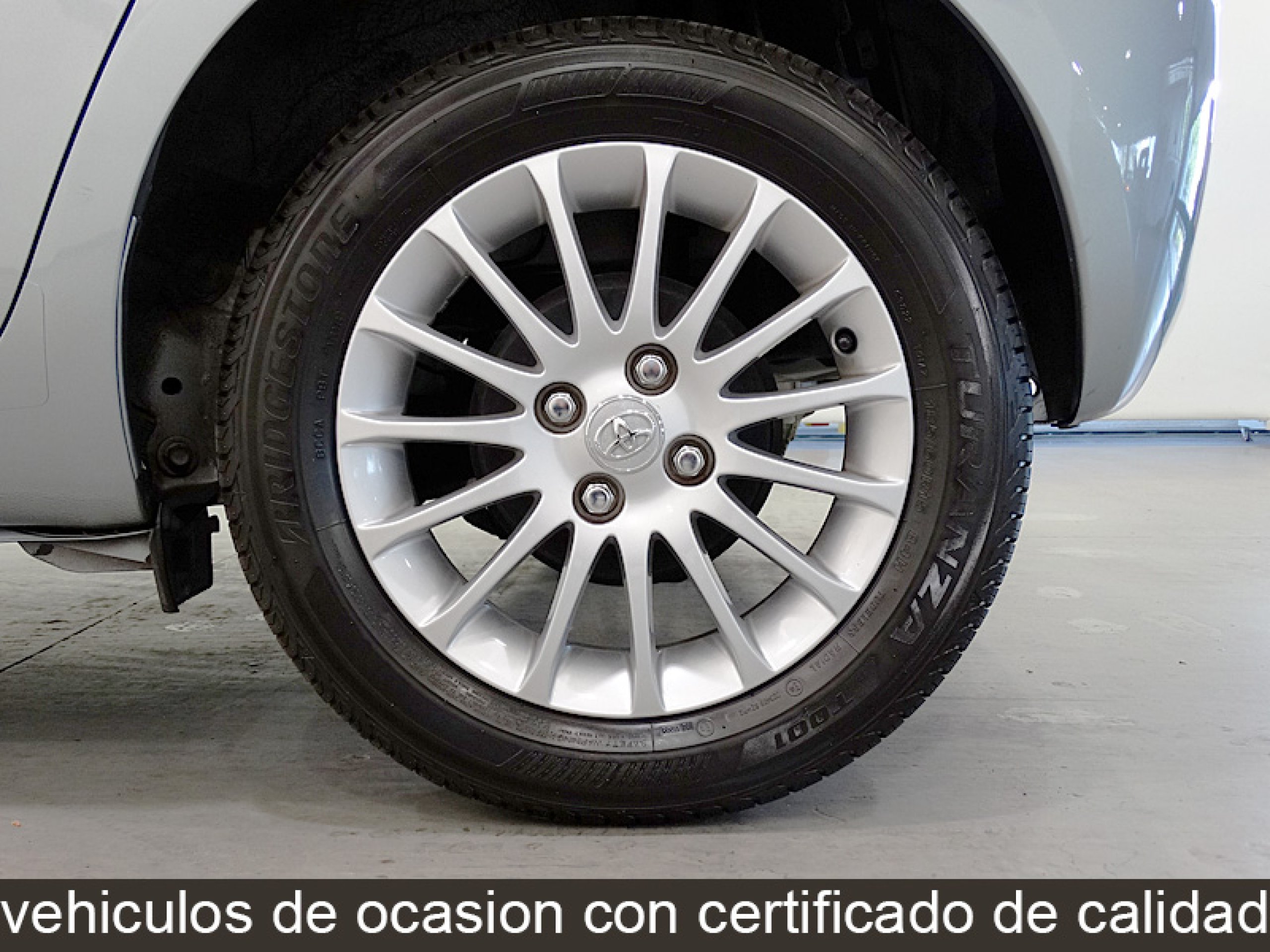 Foto Toyota Yaris 32