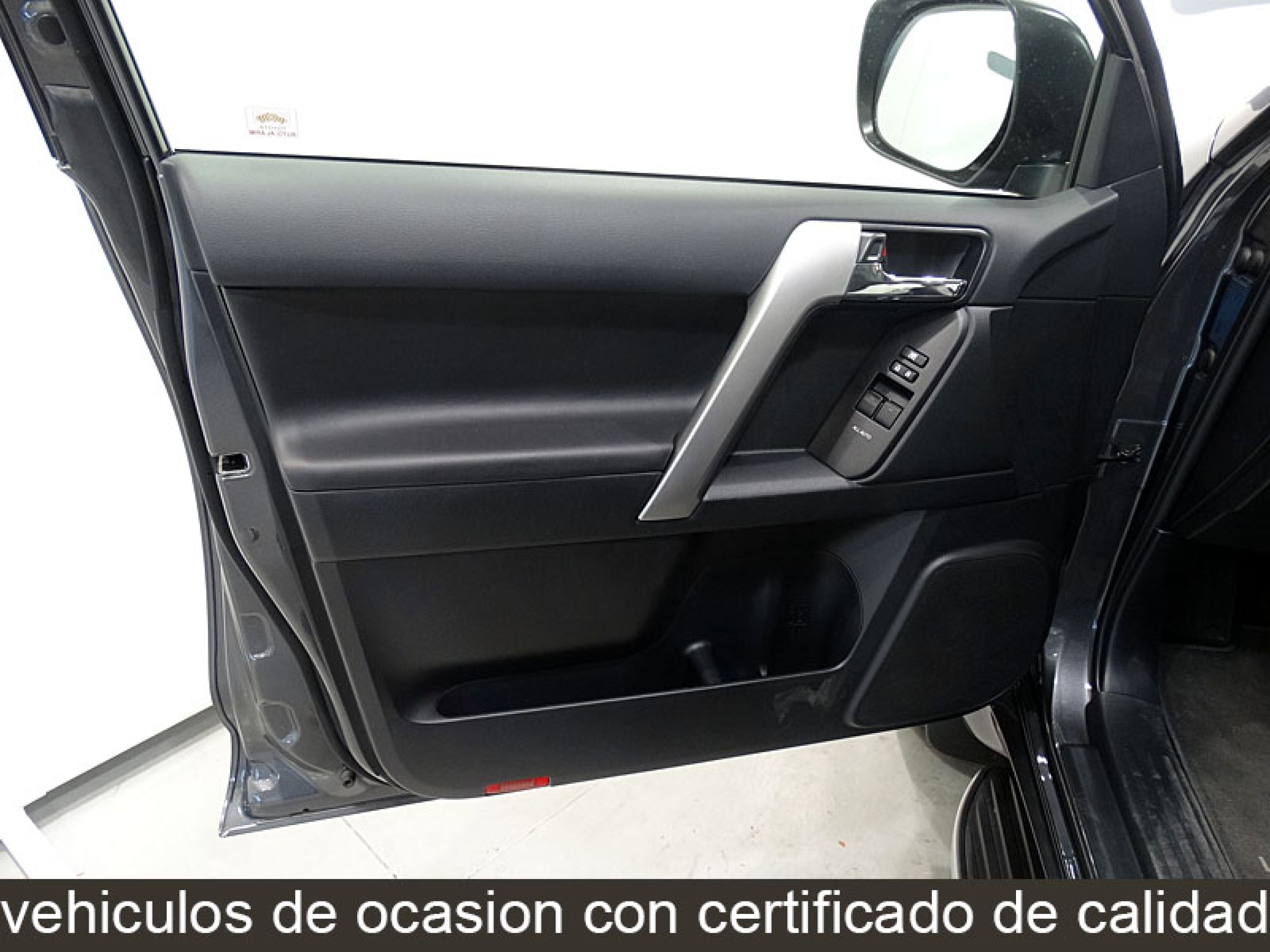 Foto Toyota Land Cruiser 23