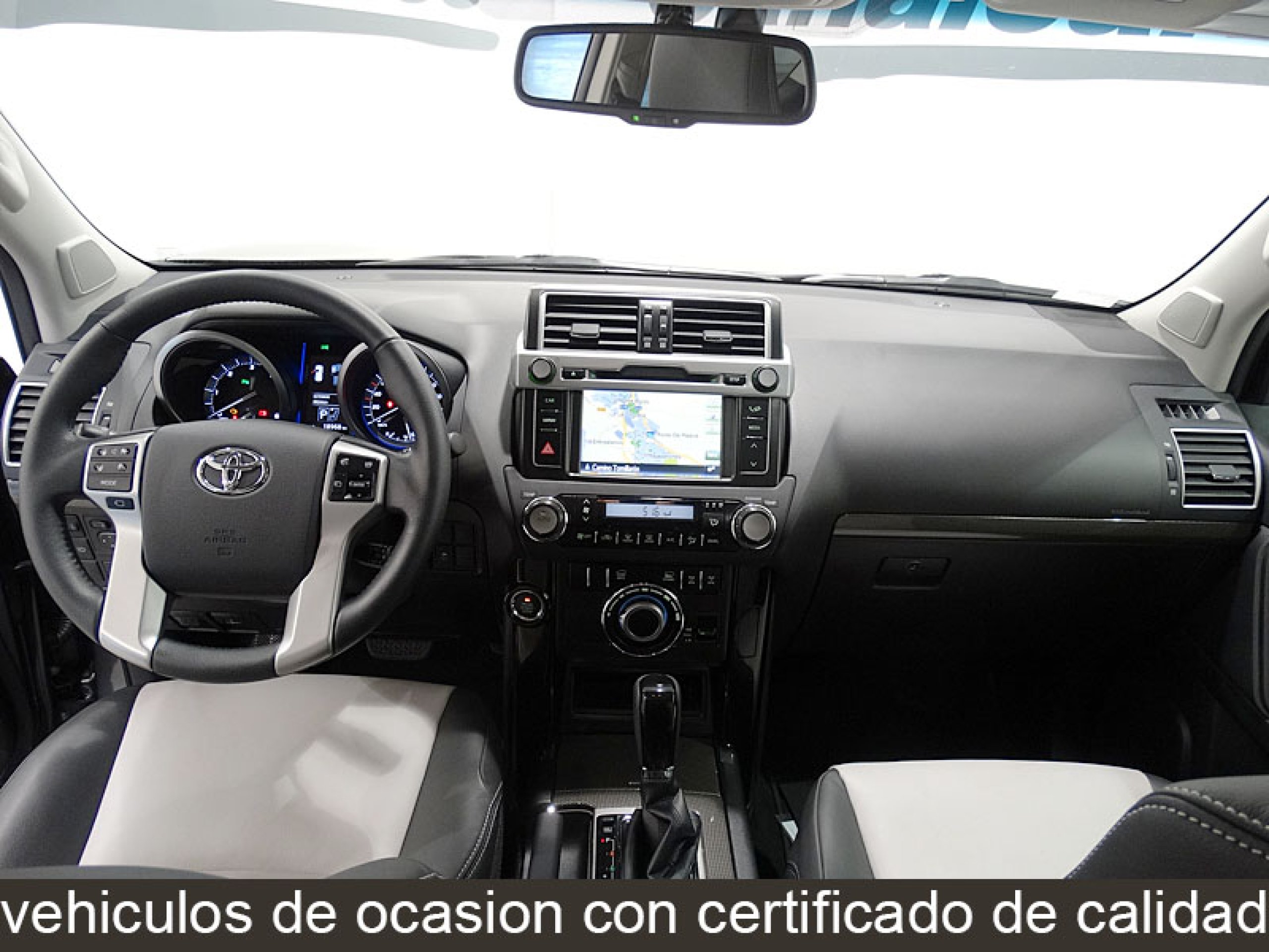 Foto Toyota Land Cruiser 27