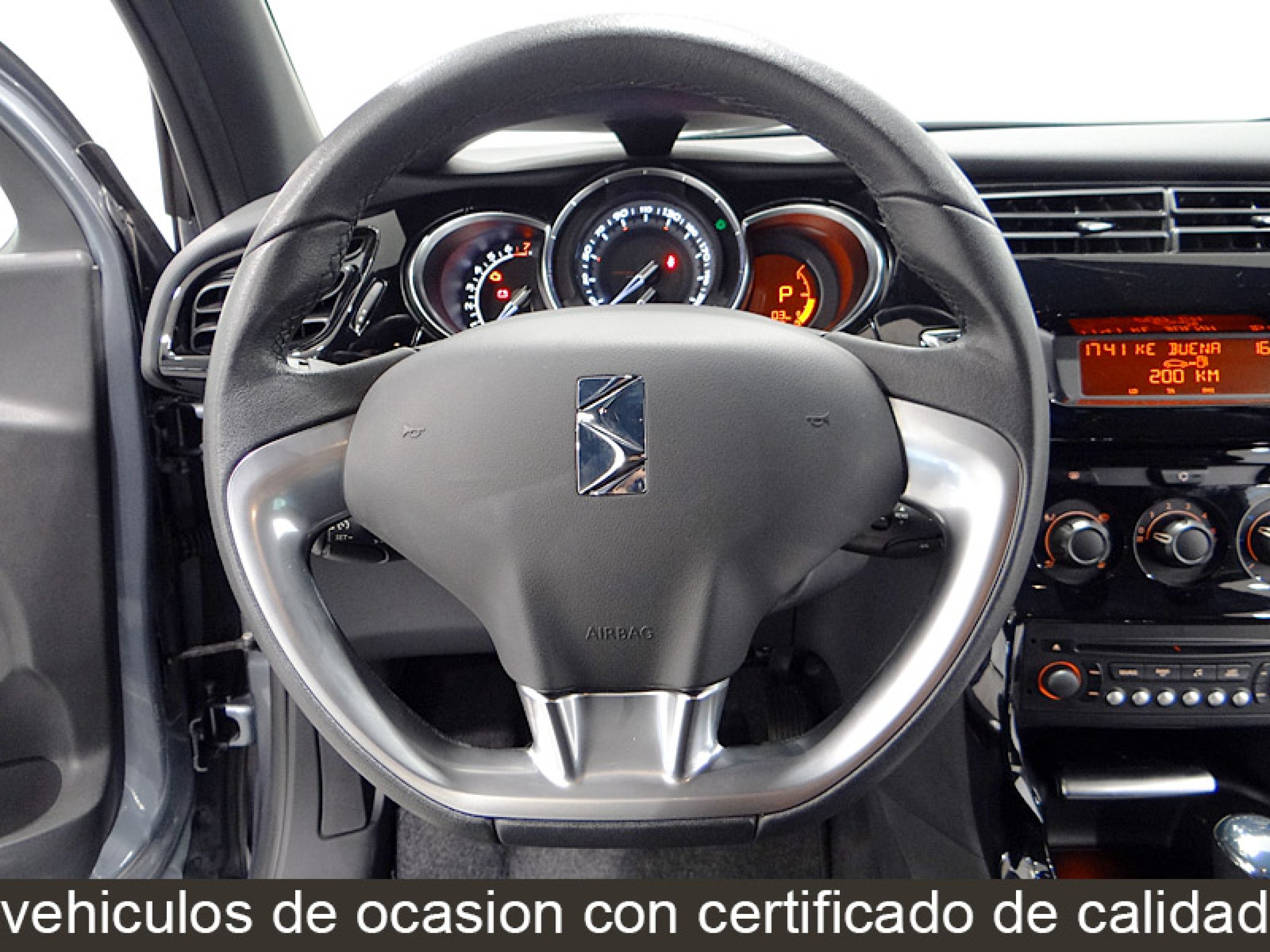 Foto Citroen DS3 30