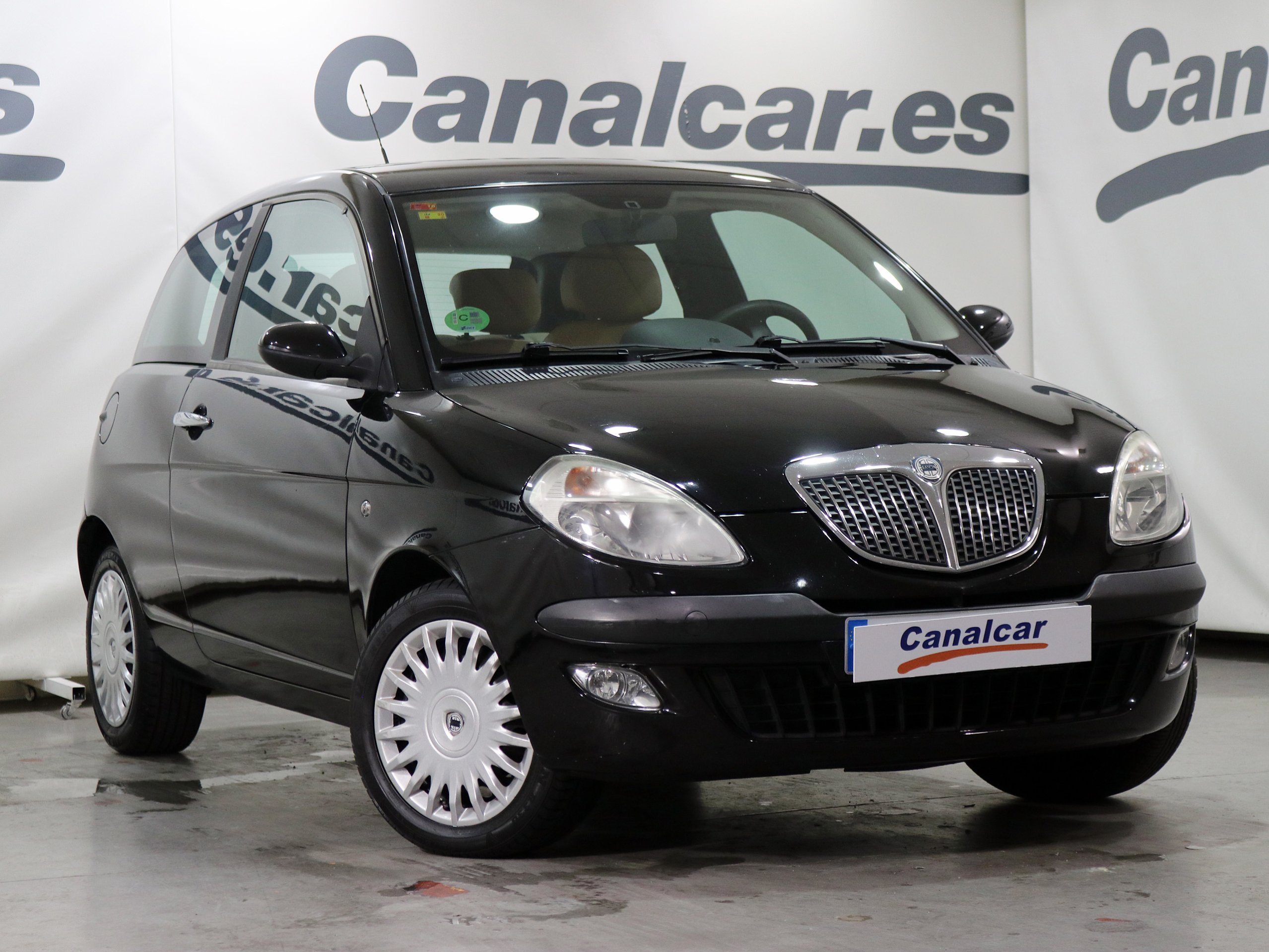 Foto Lancia Ypsilon 4 Foto Lancia Ypsilon 4
