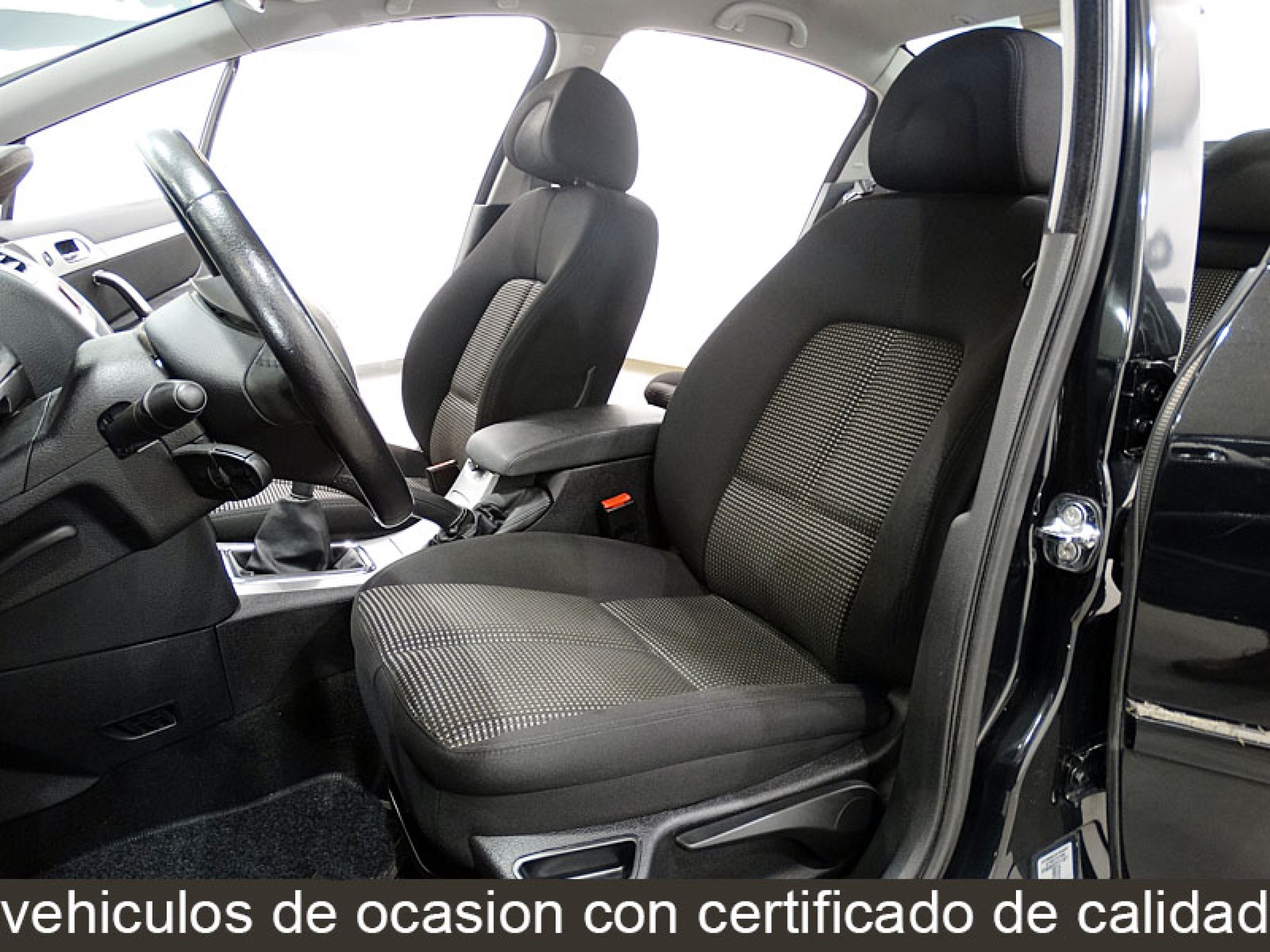 Foto Peugeot 407 16