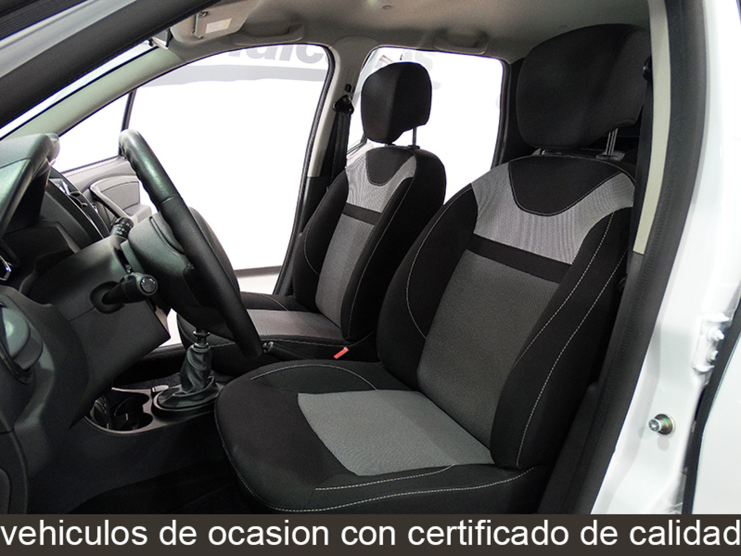 Foto Dacia Duster 17