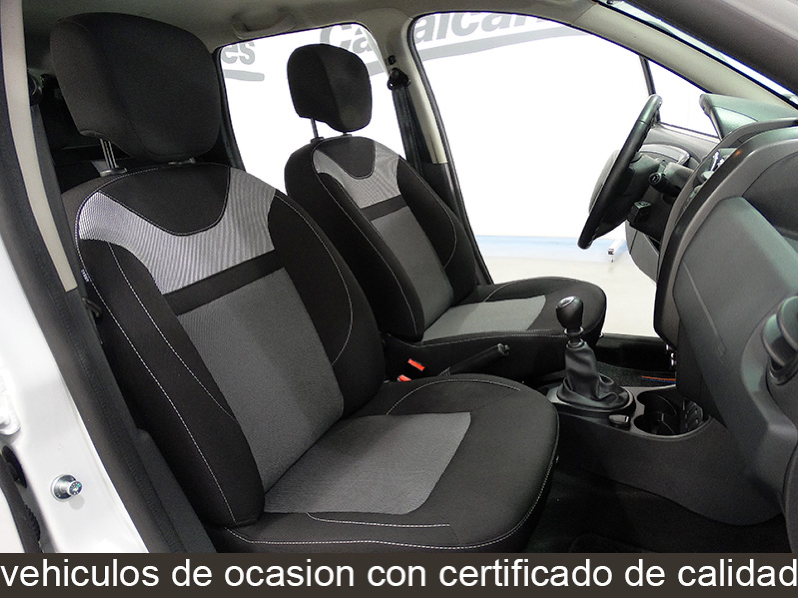 Foto Dacia Duster 18