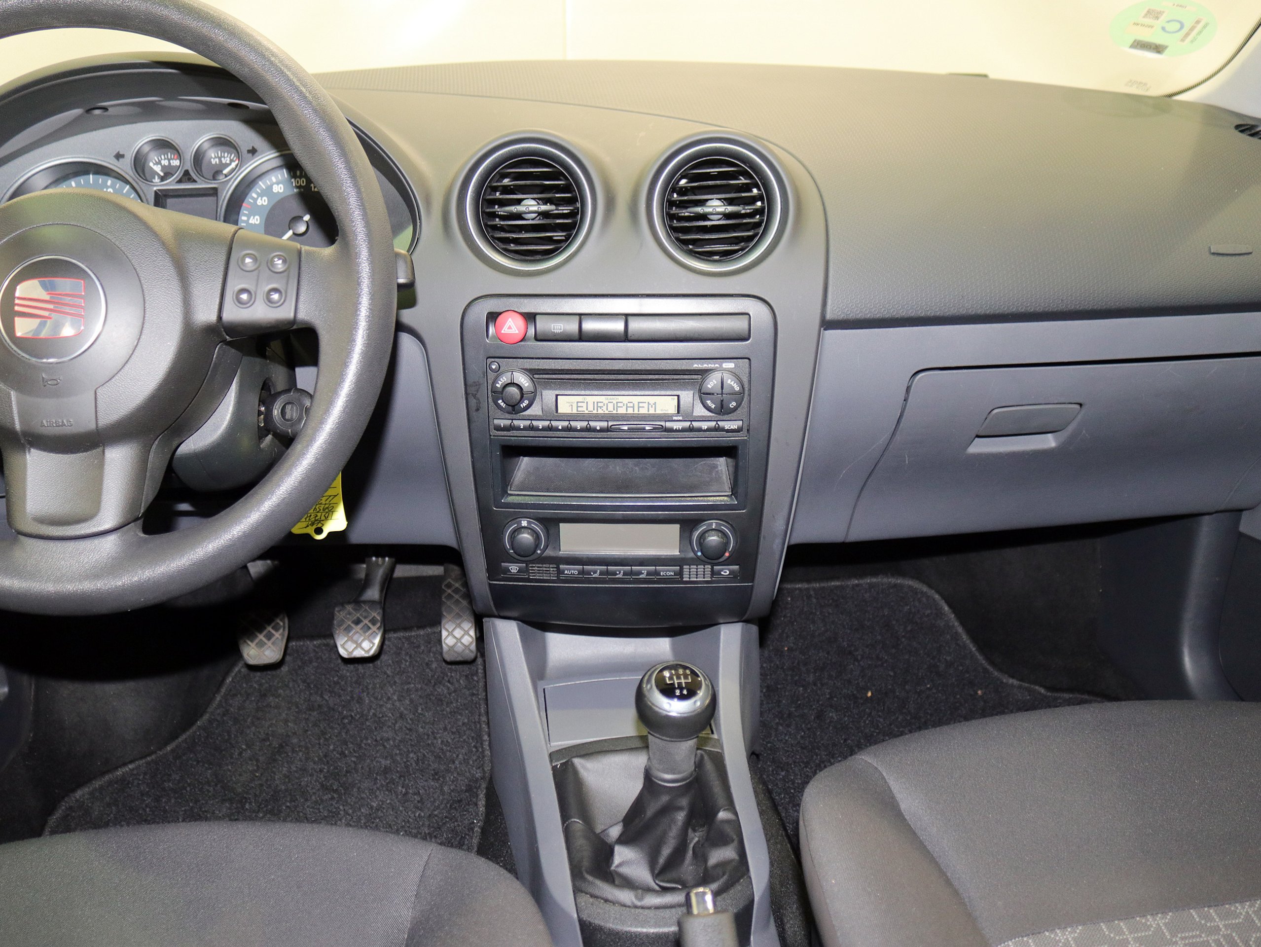 Foto Seat Ibiza 15