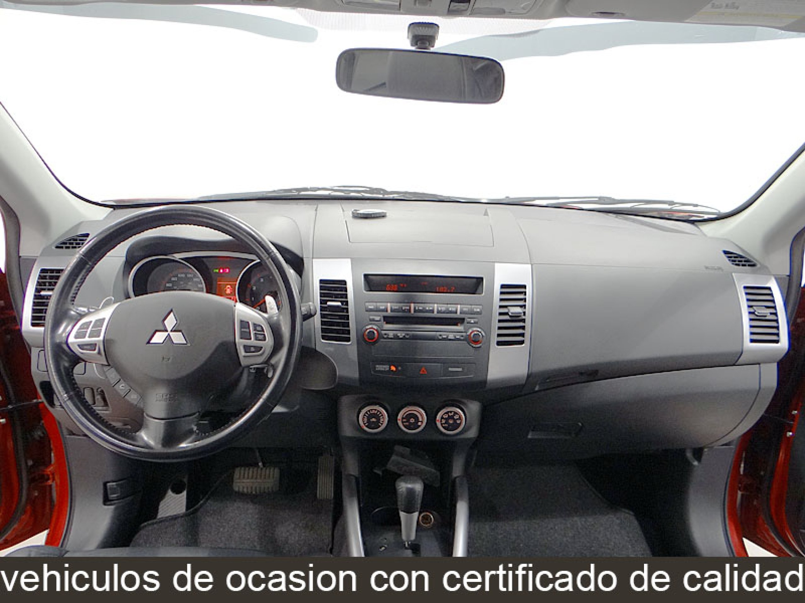 Foto Mitsubishi Outlander 29