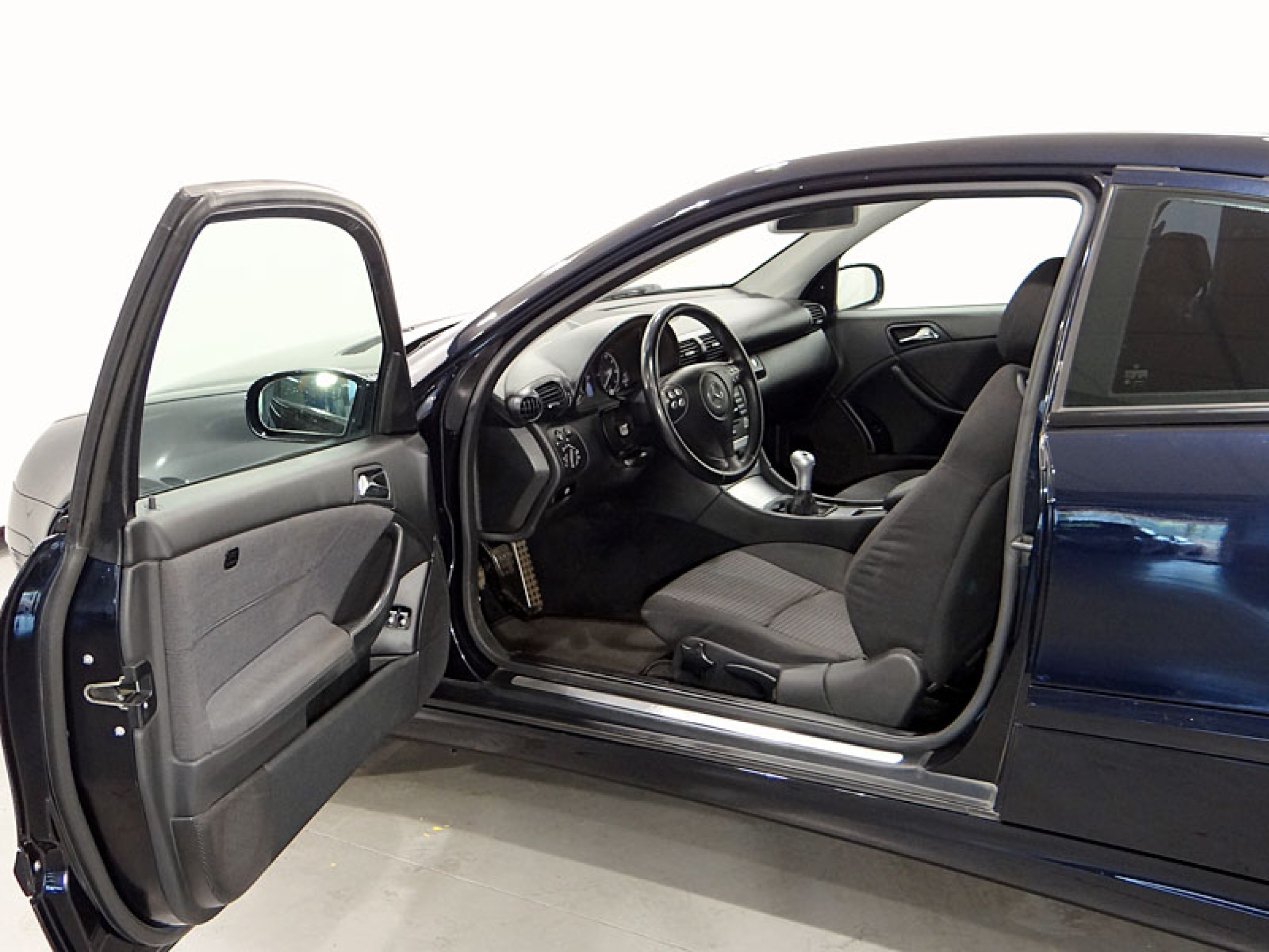 Foto Mercedes-Benz C 160 21