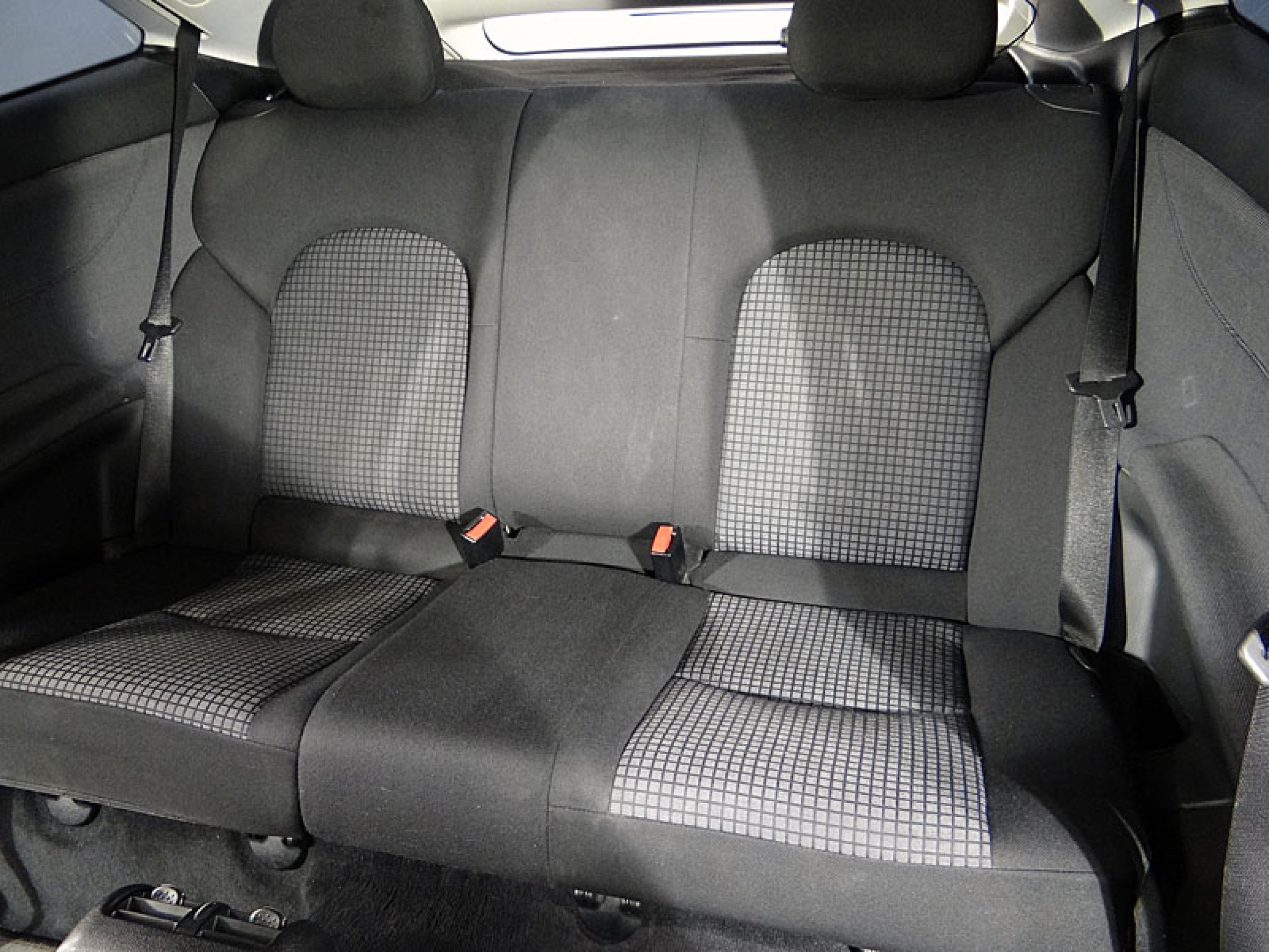 Foto Mercedes-Benz C 160 24