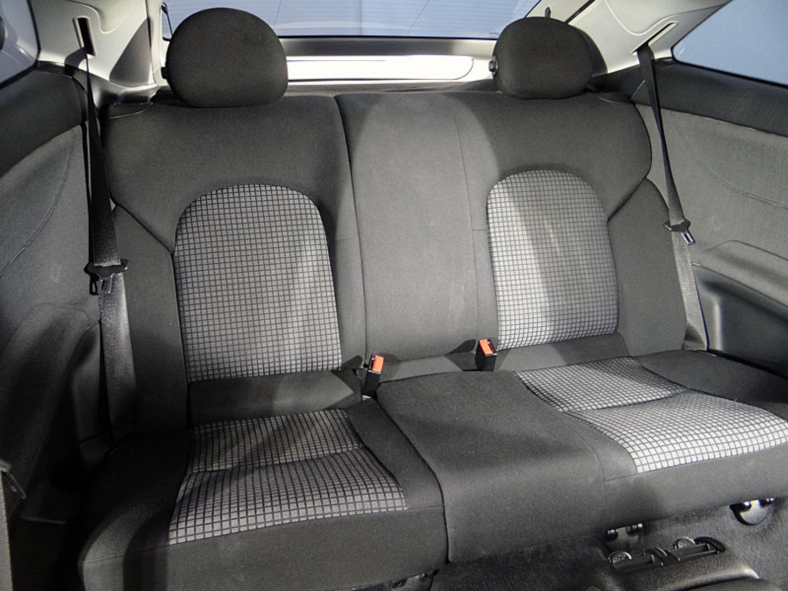 Foto Mercedes-Benz C 160 25