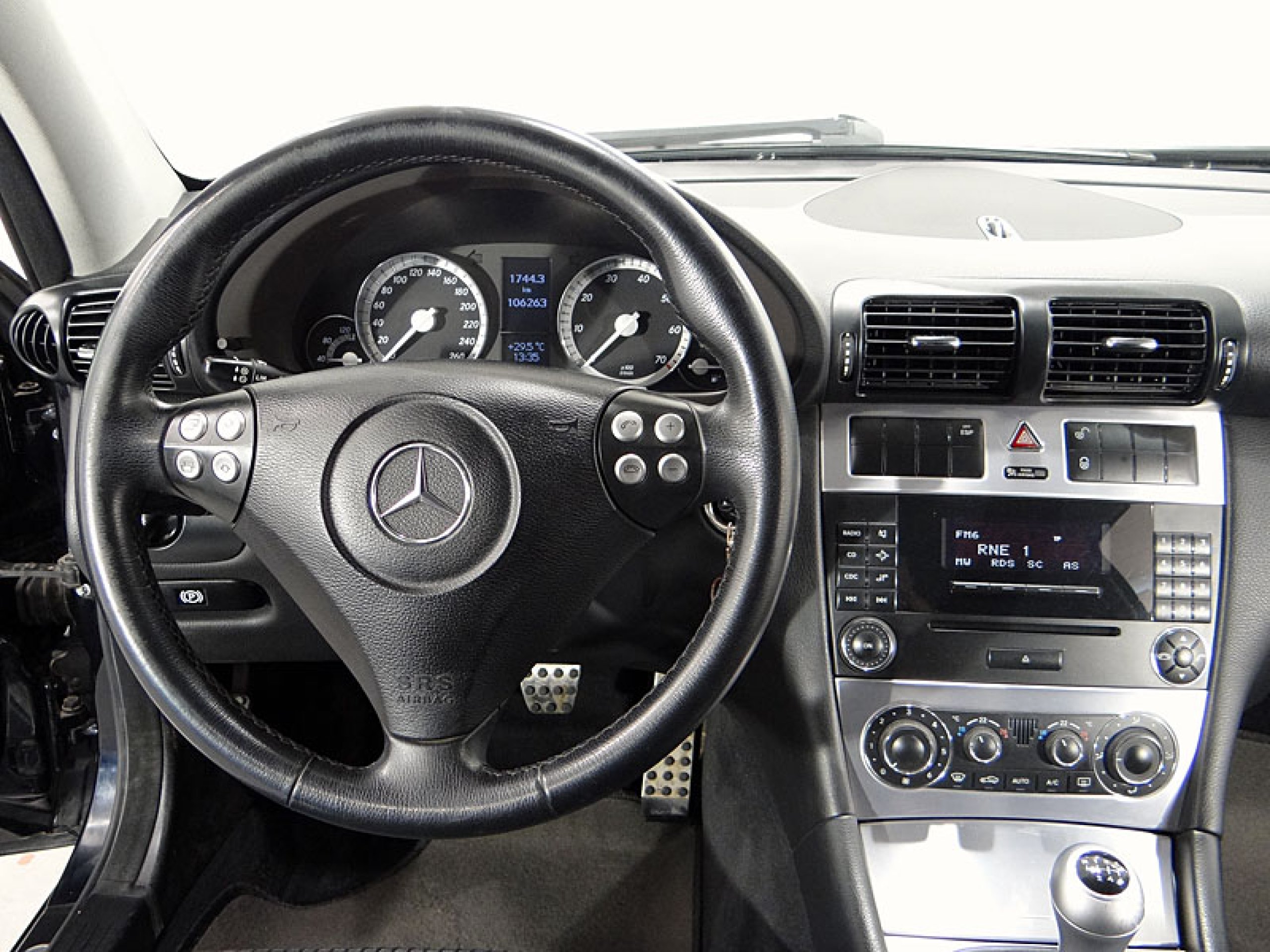 Foto Mercedes-Benz C 160 31