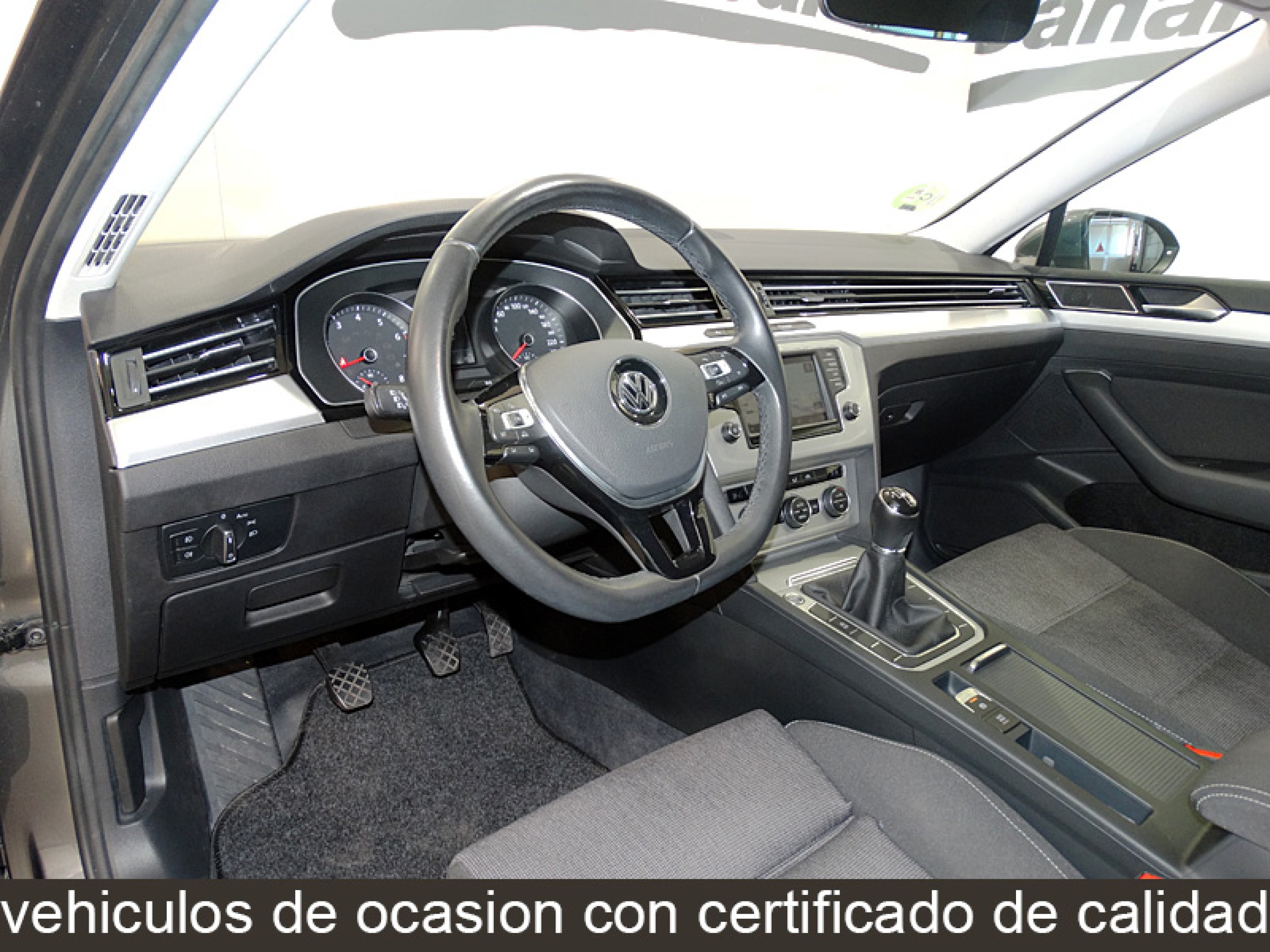 Foto Volkswagen Passat 24