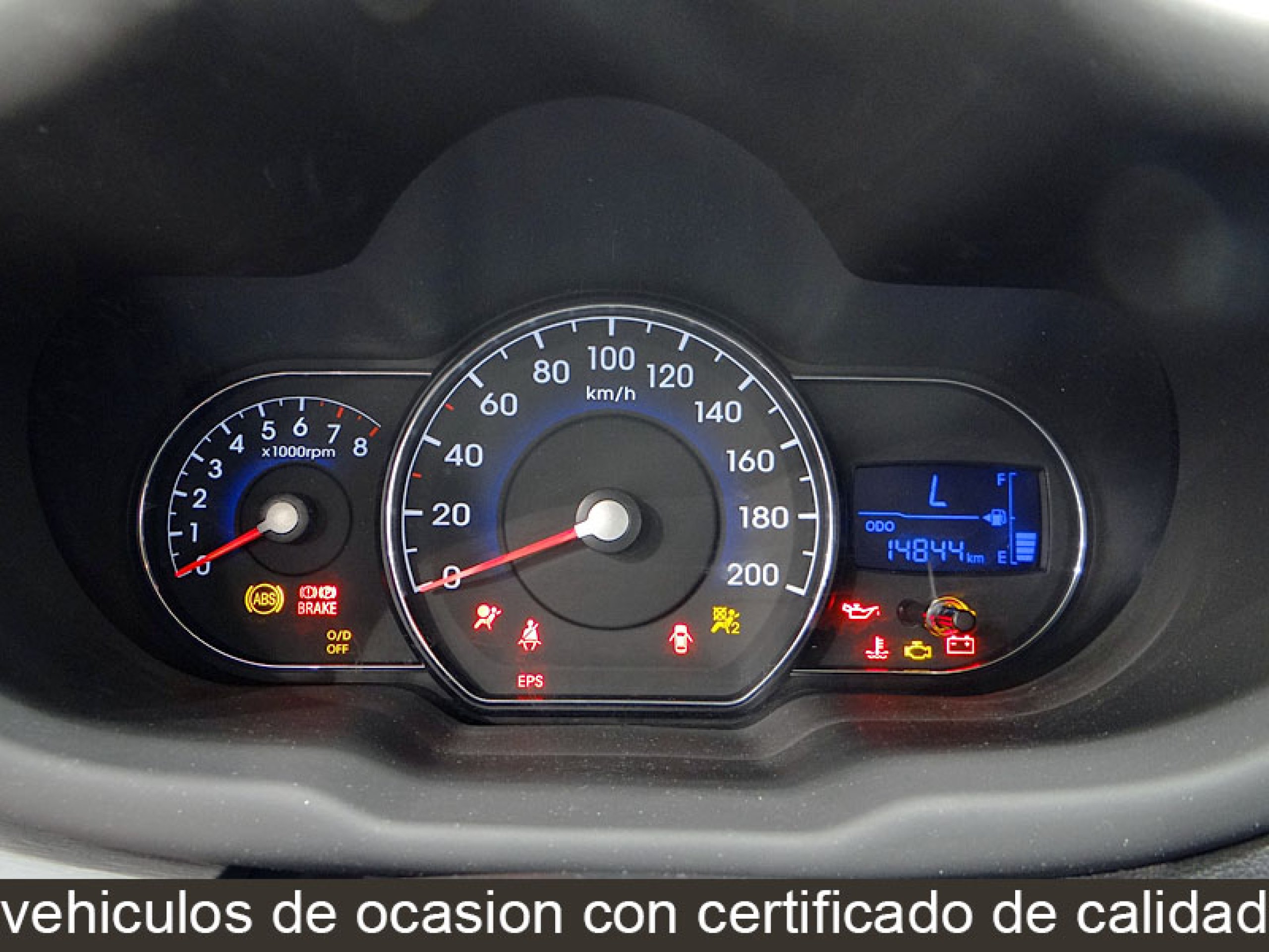 Foto Hyundai i10 35