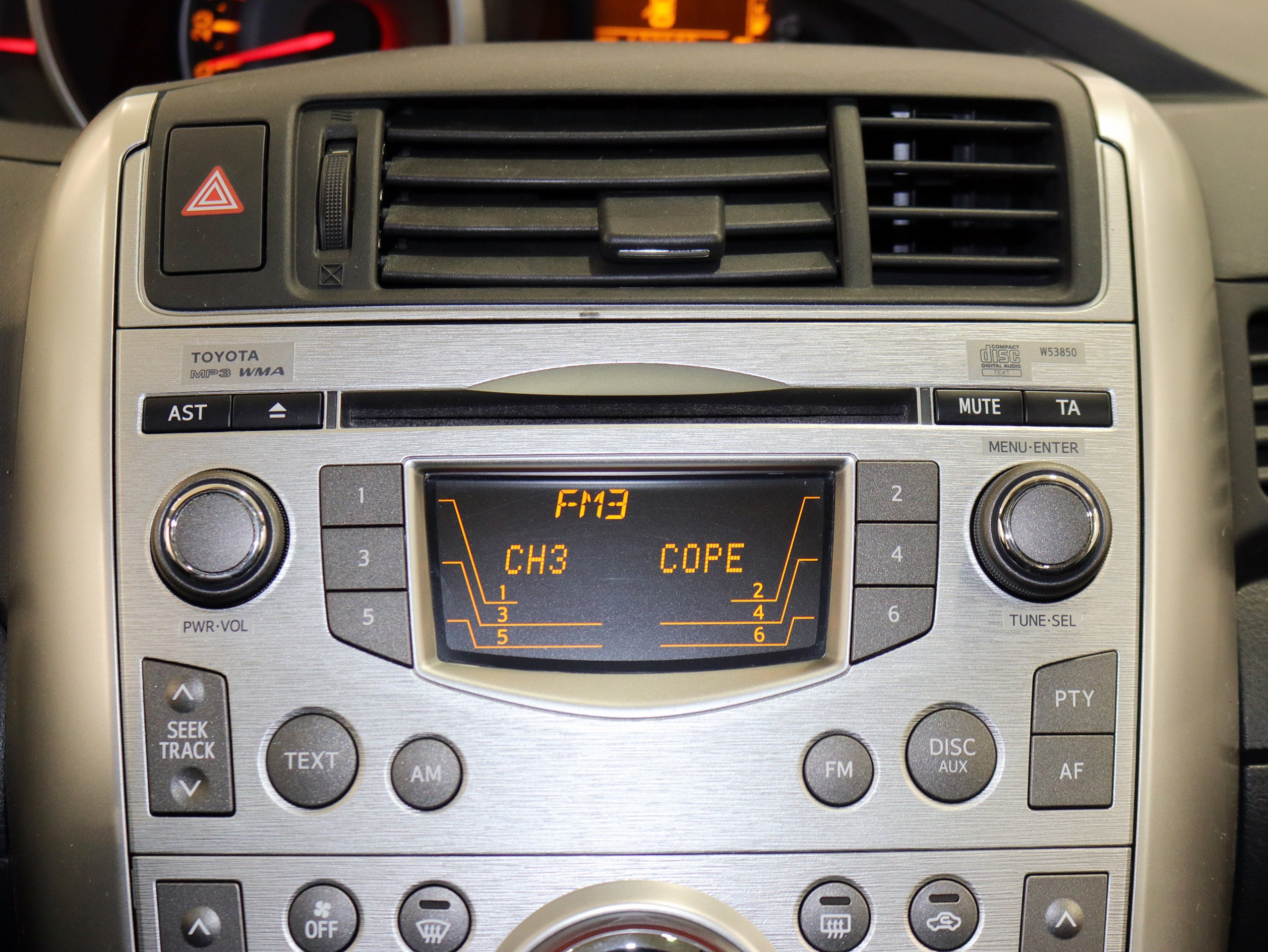 Foto Toyota Verso 17