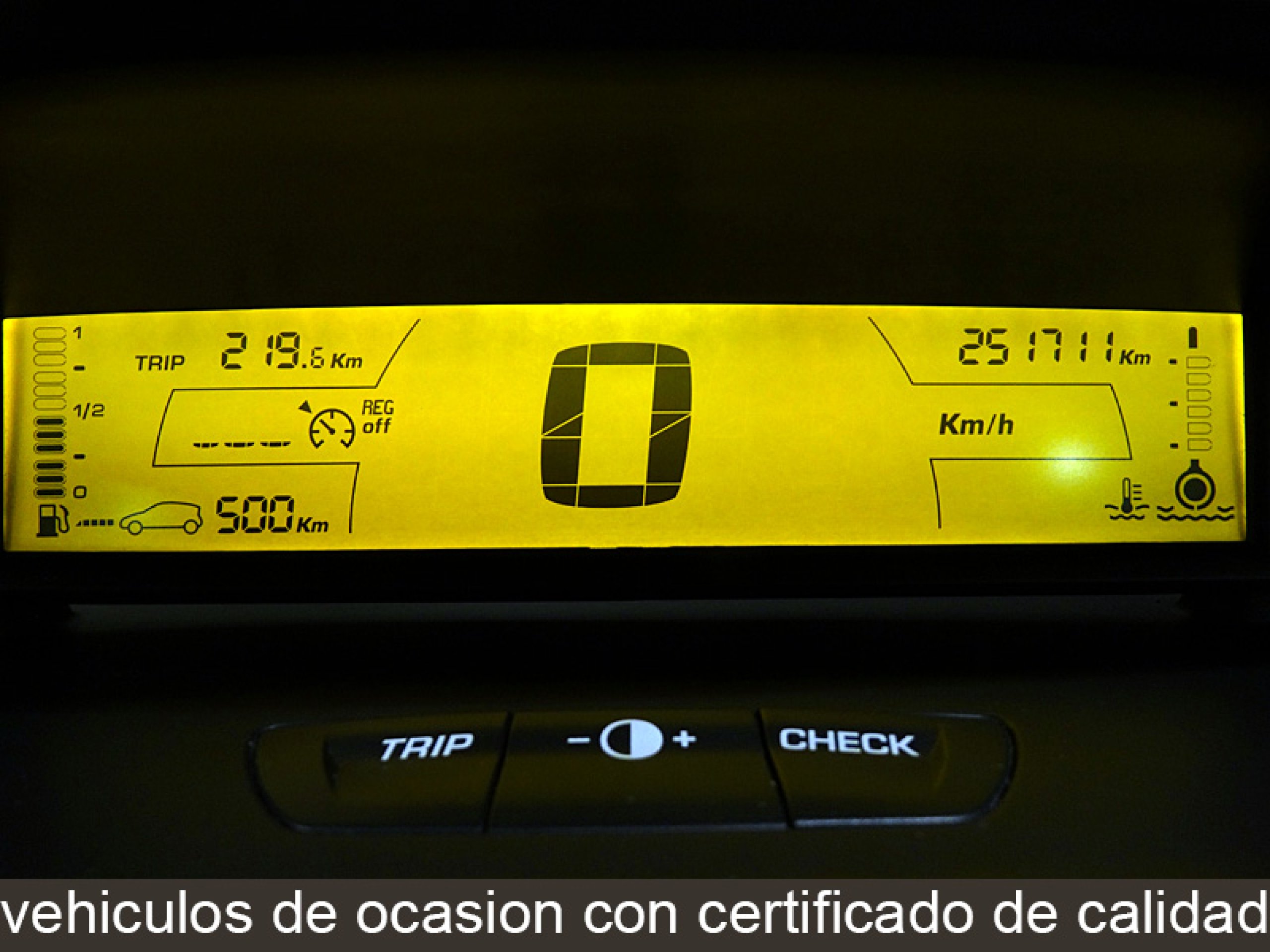 Foto Citroen C4 10