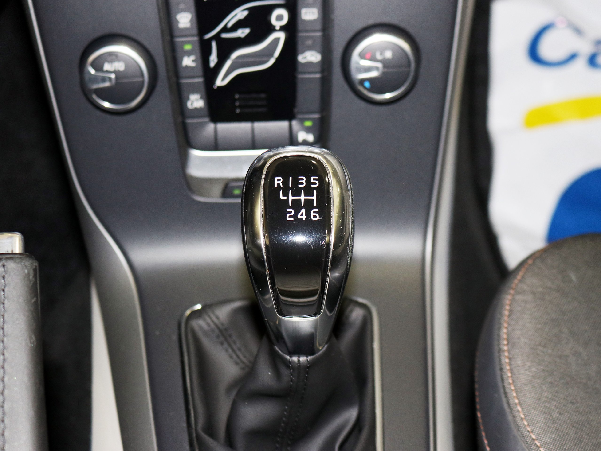 Foto Volvo V40 29