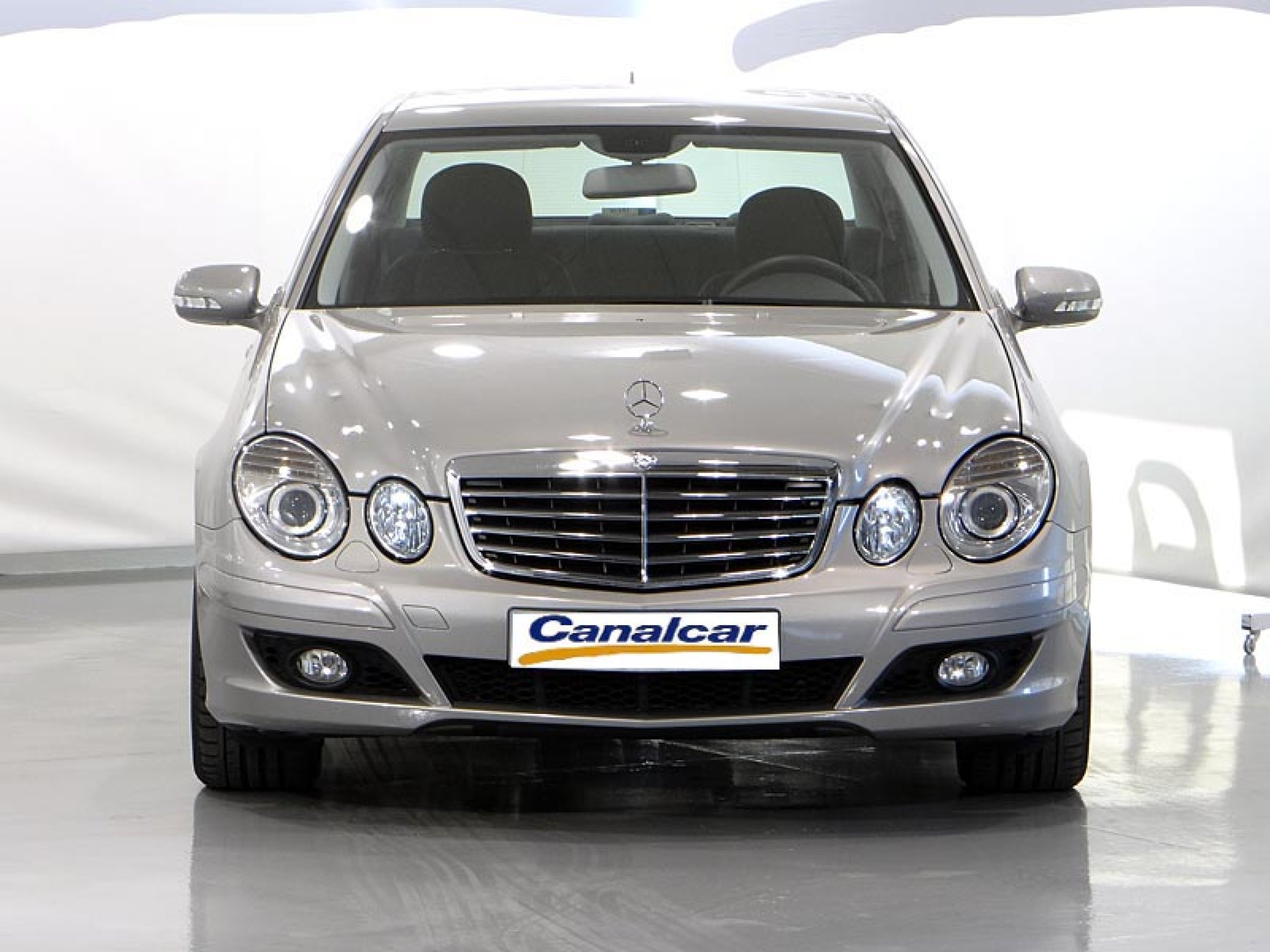 Foto Mercedes-Benz E 220 2