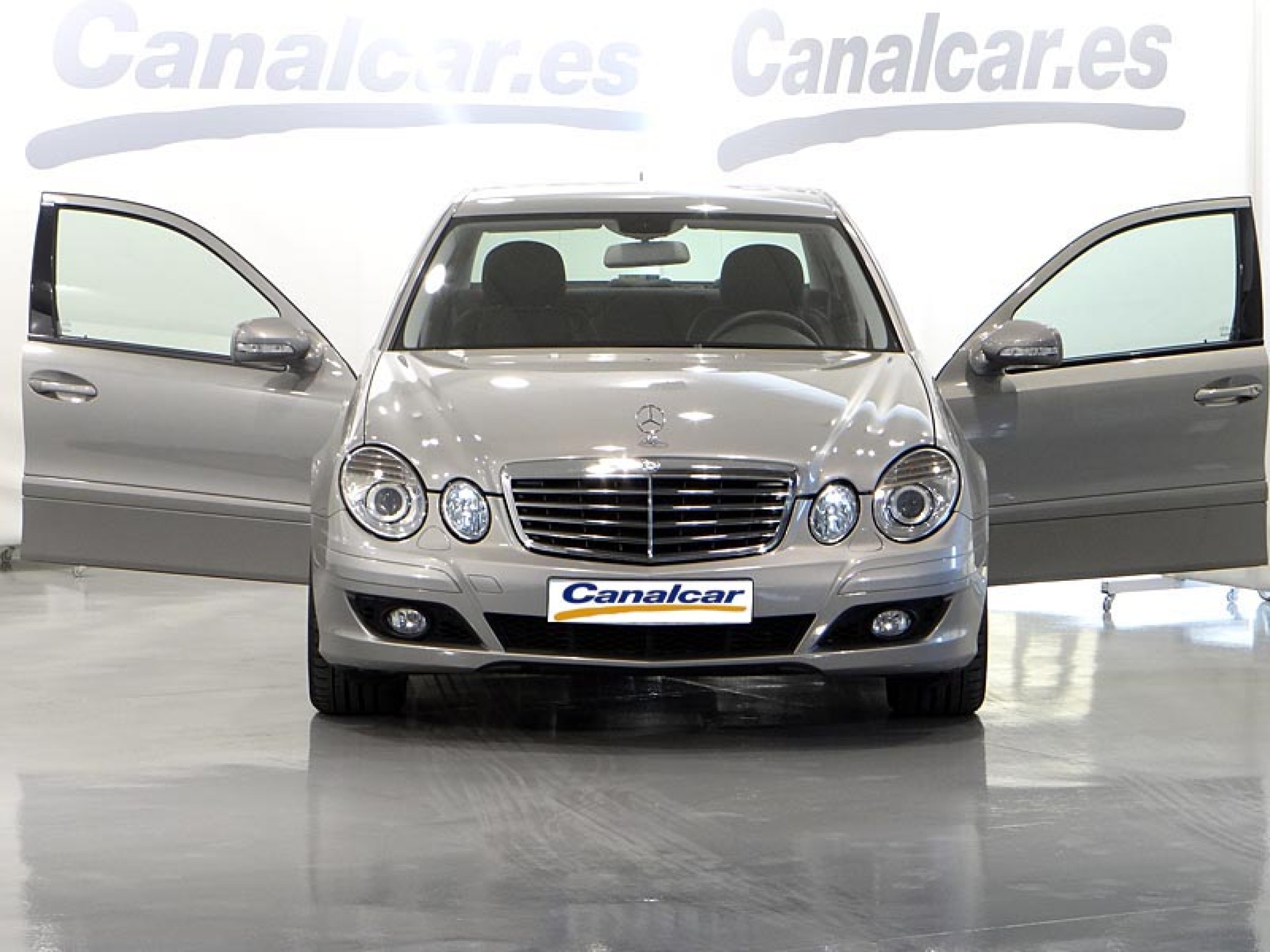 Foto Mercedes-Benz E 220 3